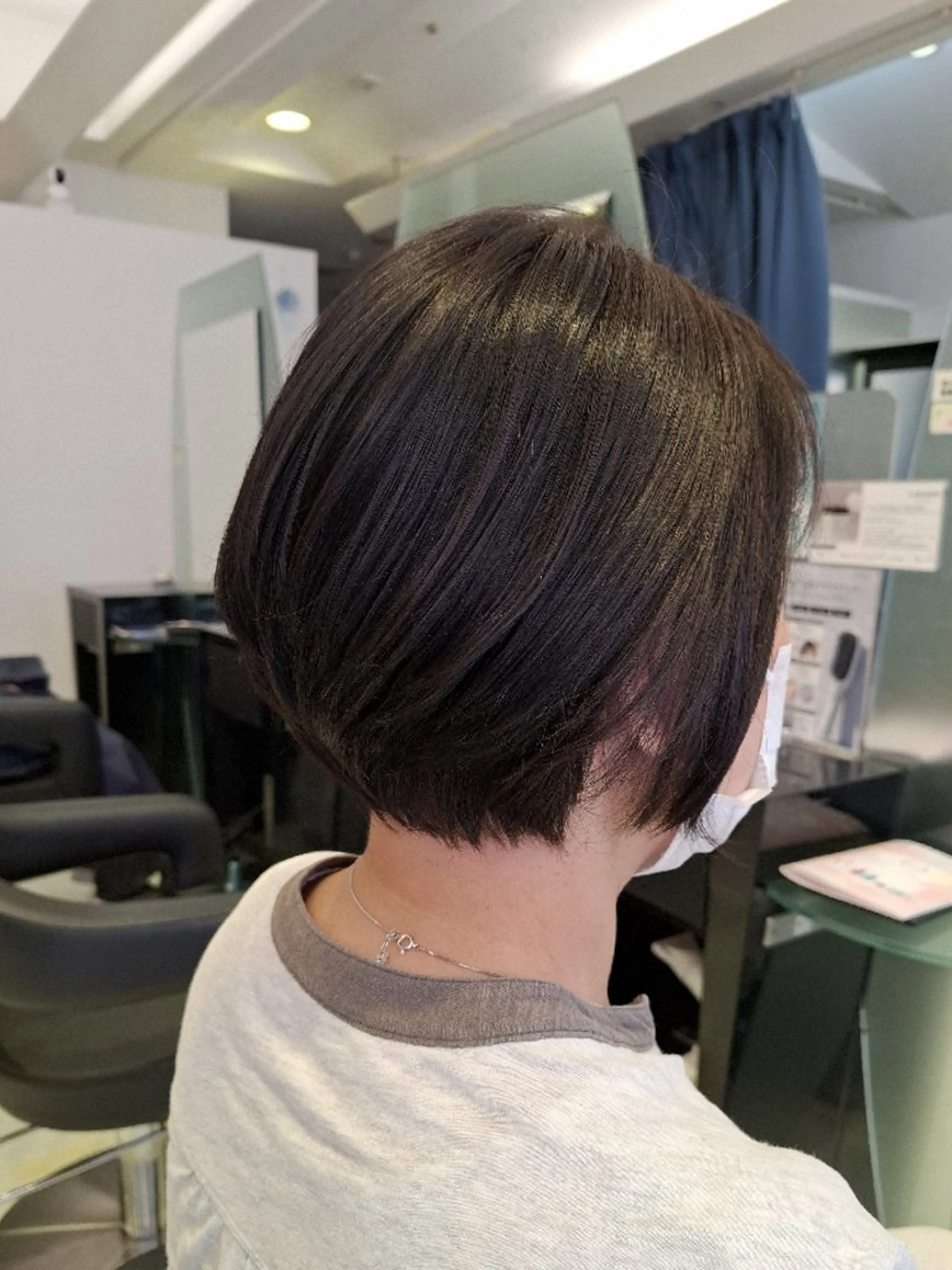 ショート KANAKO .のヘアスタイル