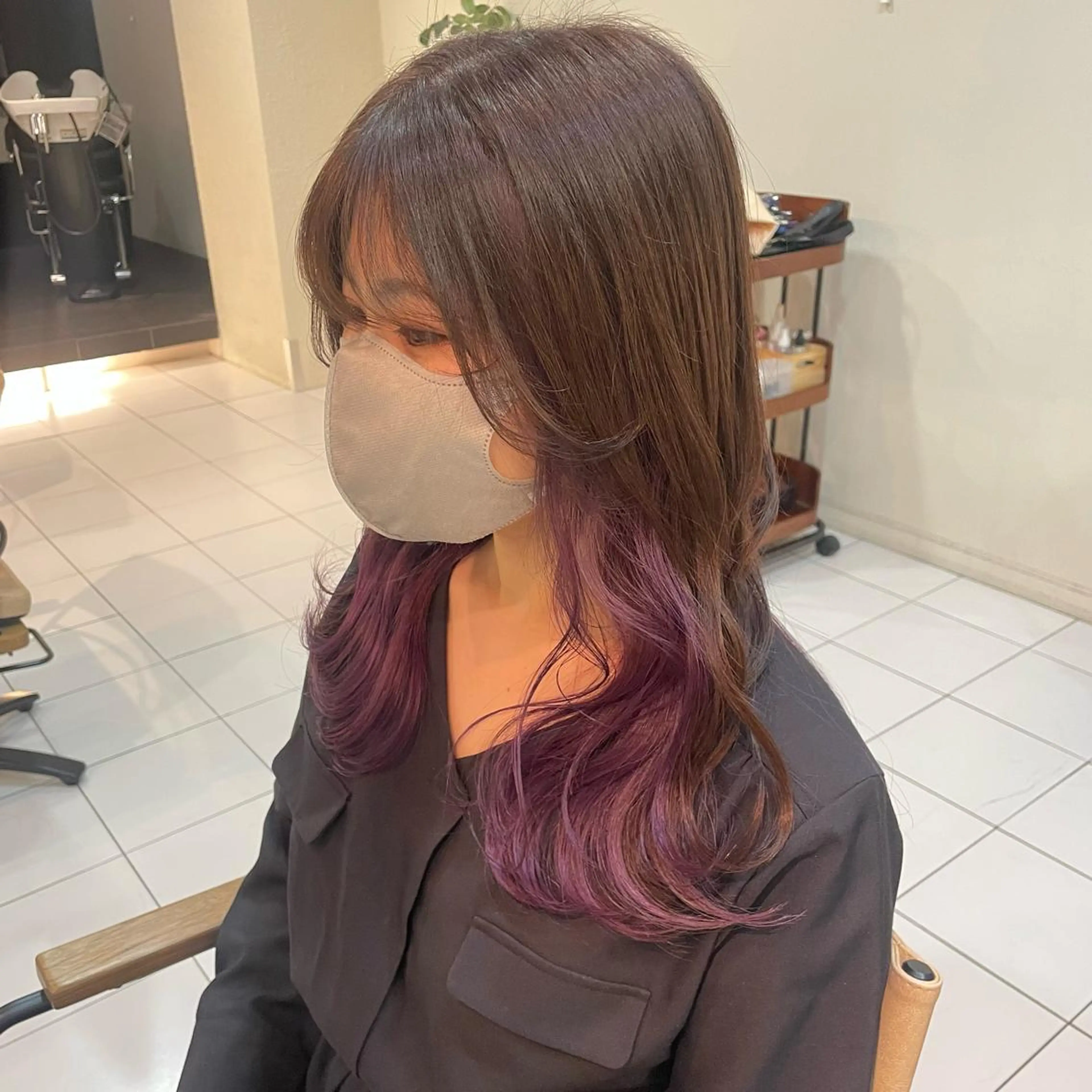 ミディアム カラー ブリーチ パープルカラー 透明感カラー/ 寺田千雅子のヘアスタイル