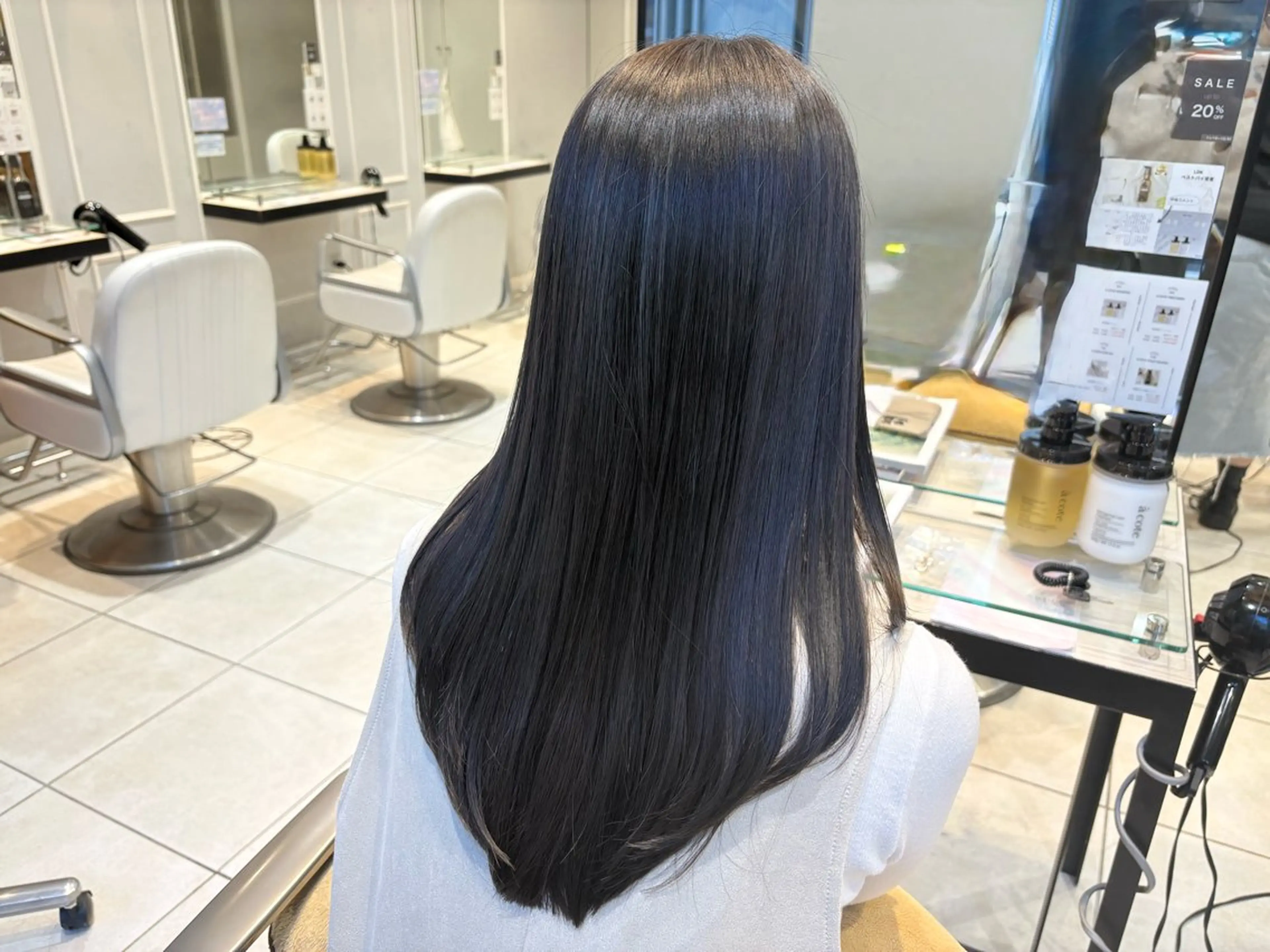 【平日期間限定】💫うる艶思わず触りたくなる💫自社開発sinsiaストレートの写真