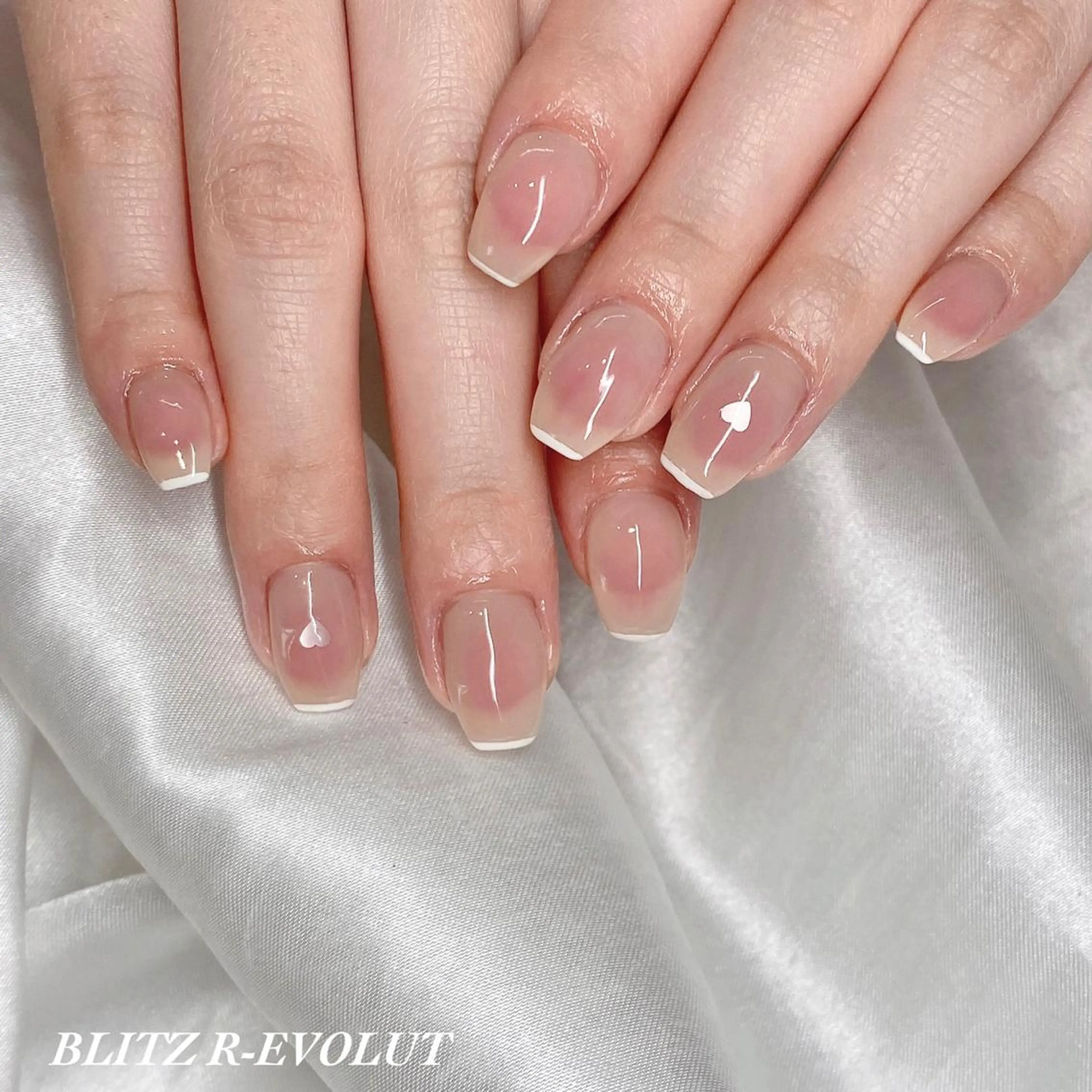 ネイル ハンドネイル ☁️BLITZ 🎀笠原雪音🎀のネイルデザイン