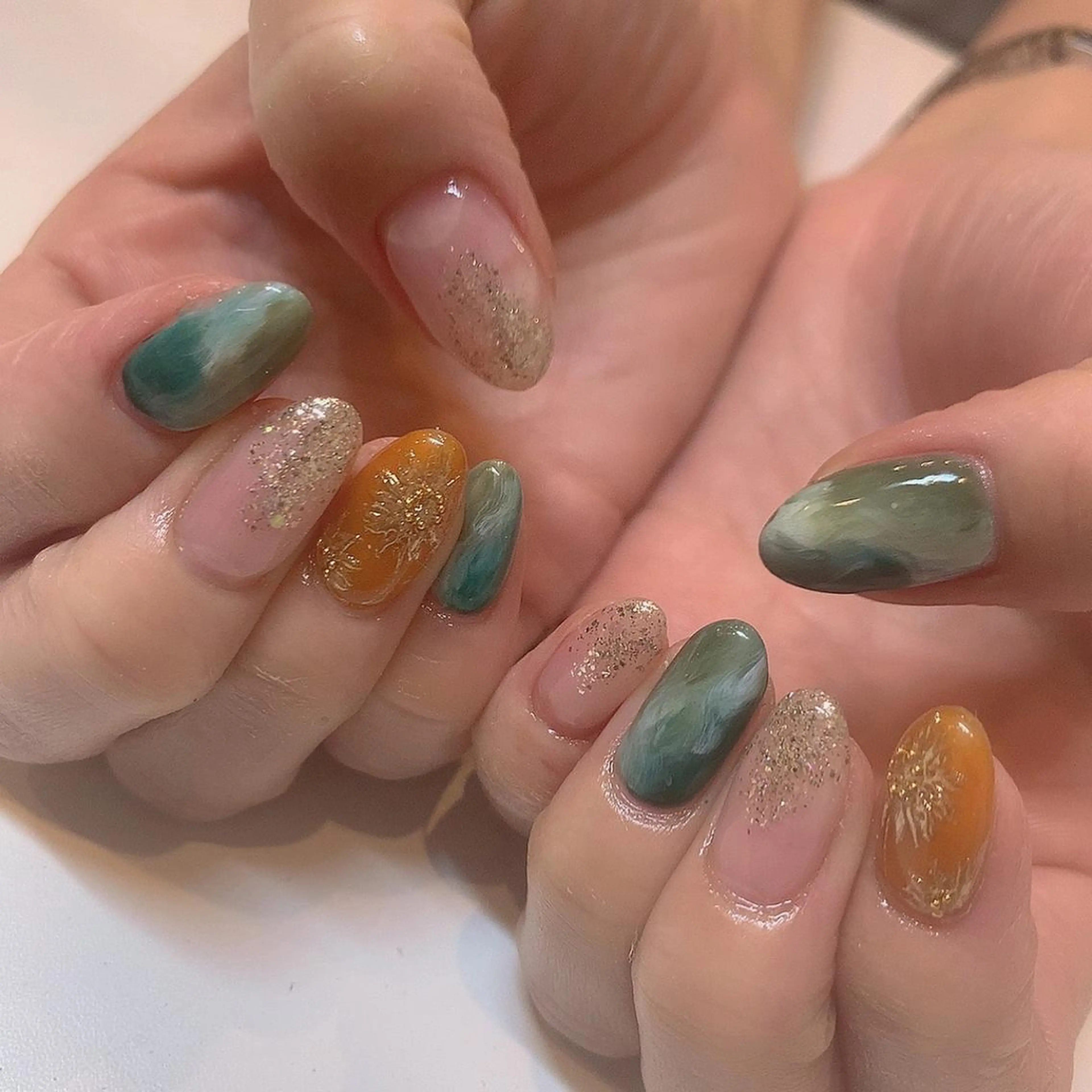 ネイル ヤマダ サクラのヘアスタイル