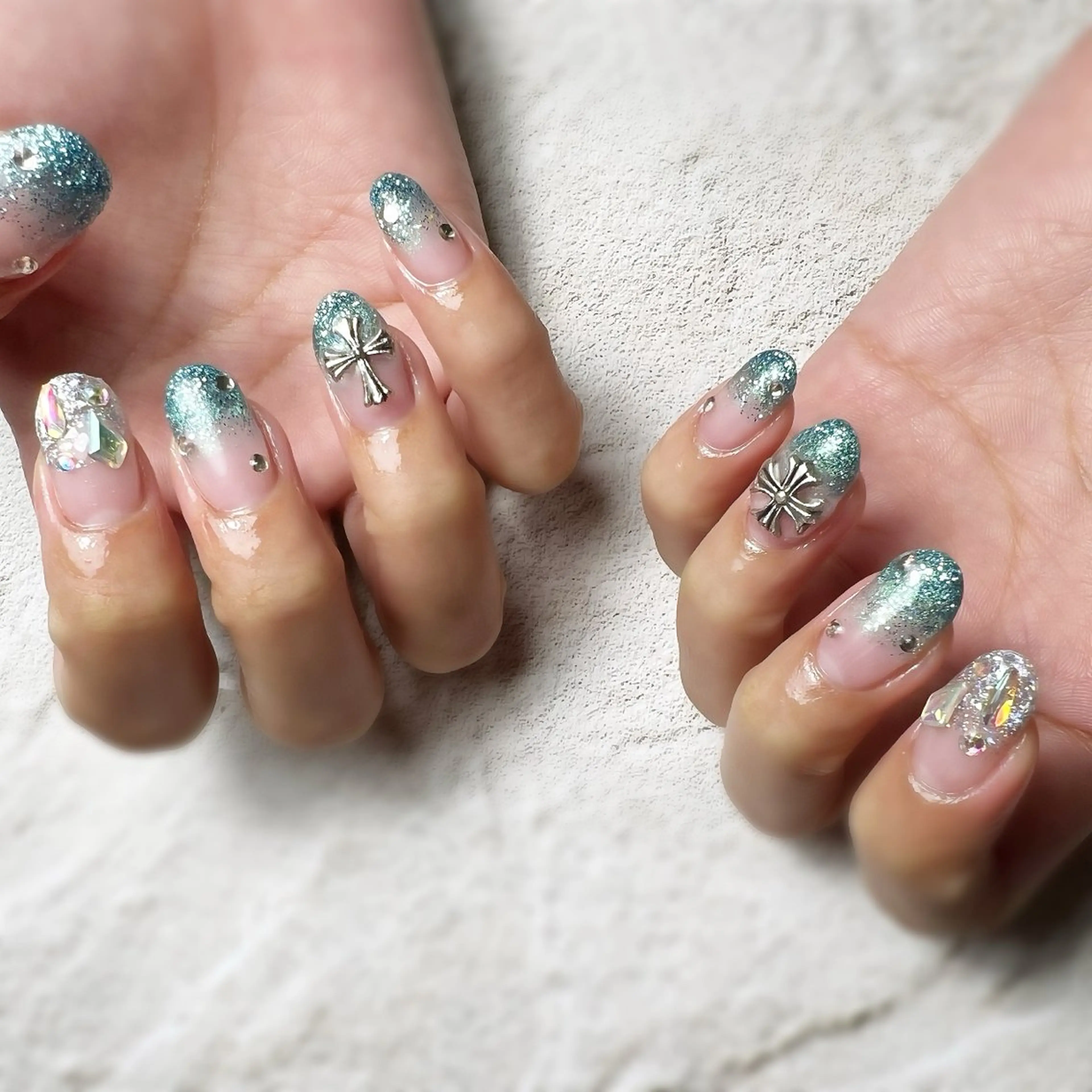 ネイル ハンドネイル フットネイル NAILsalon Laki(ラキ)のネイルデザイン