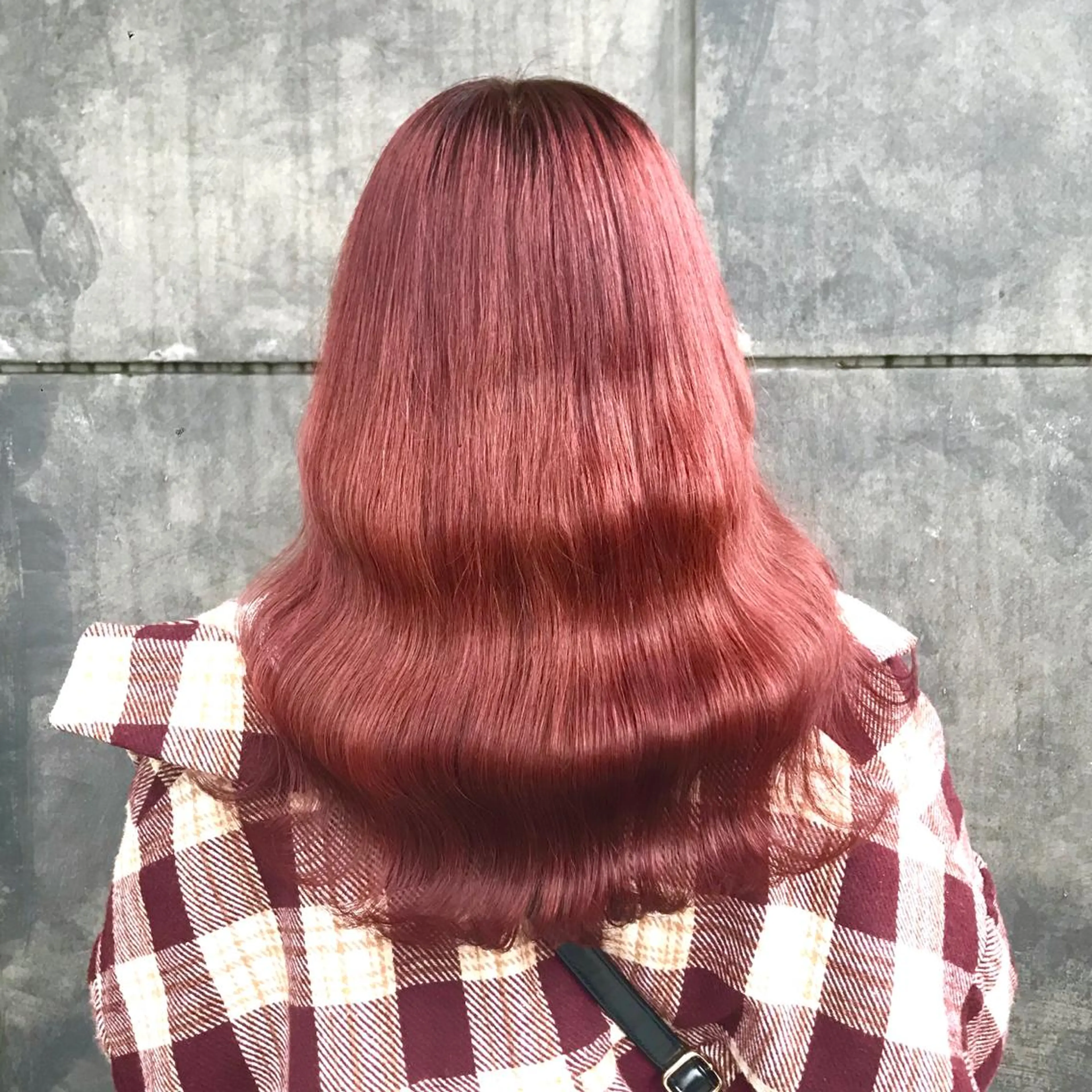 セミロング カラー ブリーチ ピンクカラー タンバルモリ ヨシンモリ ムルギョル巻き K-POP好き美容師 🇰🇷Kai.Yのヘアスタイル