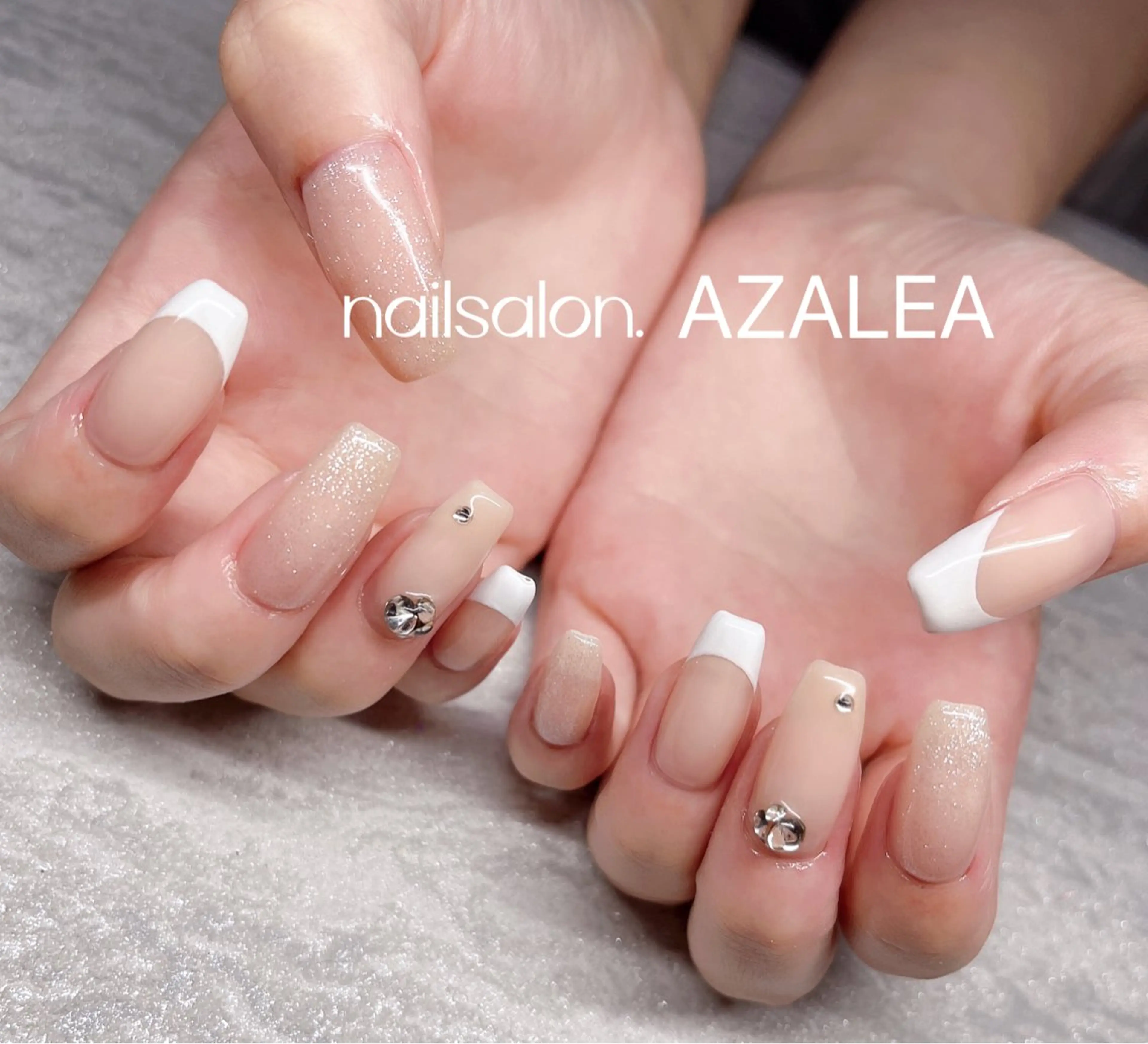 ネイル R inのネイルデザイン