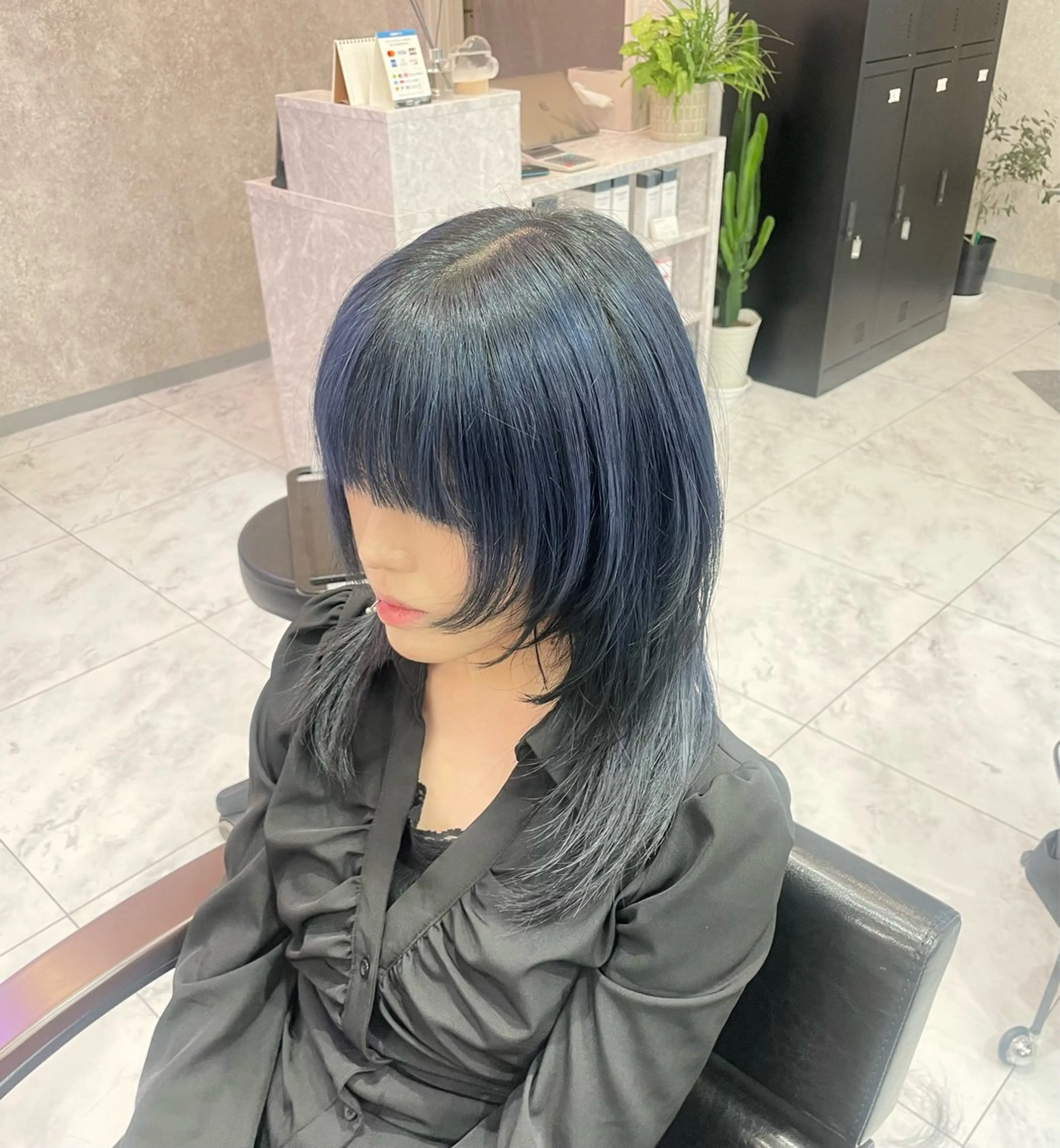 ミディアム 🦋ハイトーン🦋 石山 希理🦋のヘアスタイル
