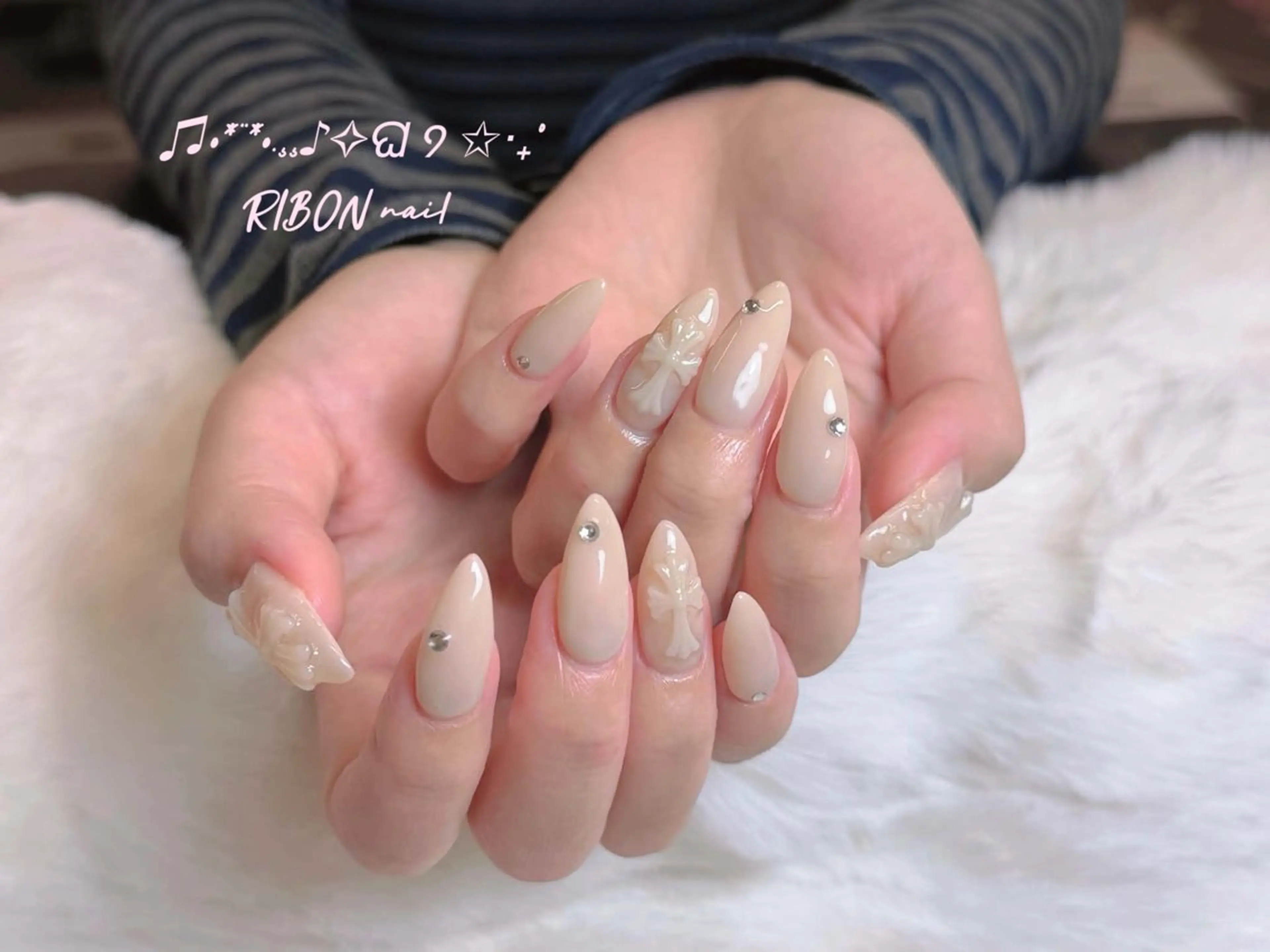 ネイル チークネイル 長さ出し フレンチネイル ジェルネイル グラデーション ハンドネイル RIBON nail 高田馬場のネイルデザイン
