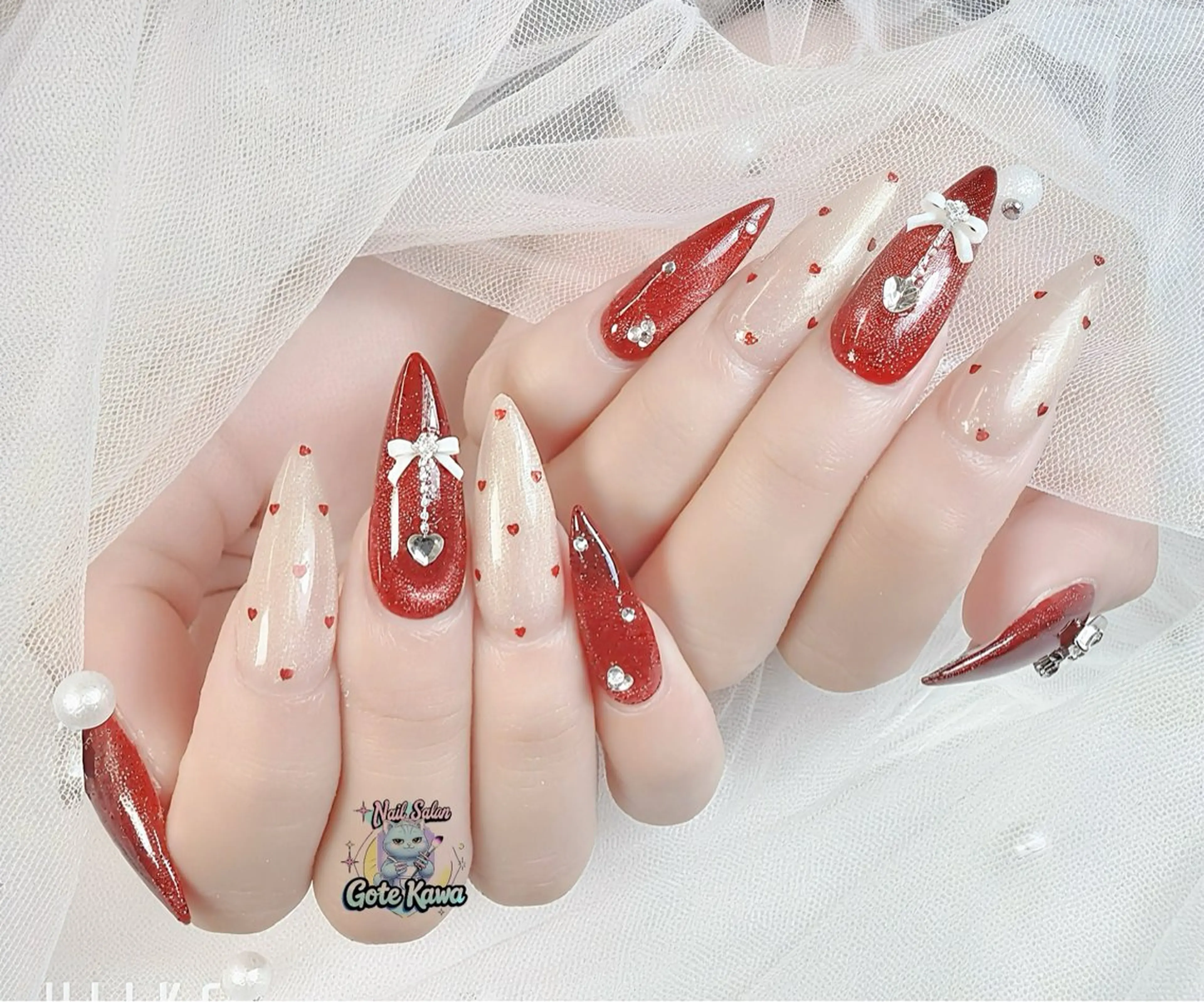 ネイル ハート 持ち込み ワンホンネイル 冬ネイル クリスマス ハンドネイル ハンドケア Gote Kawa nail salonのネイルデザイン
