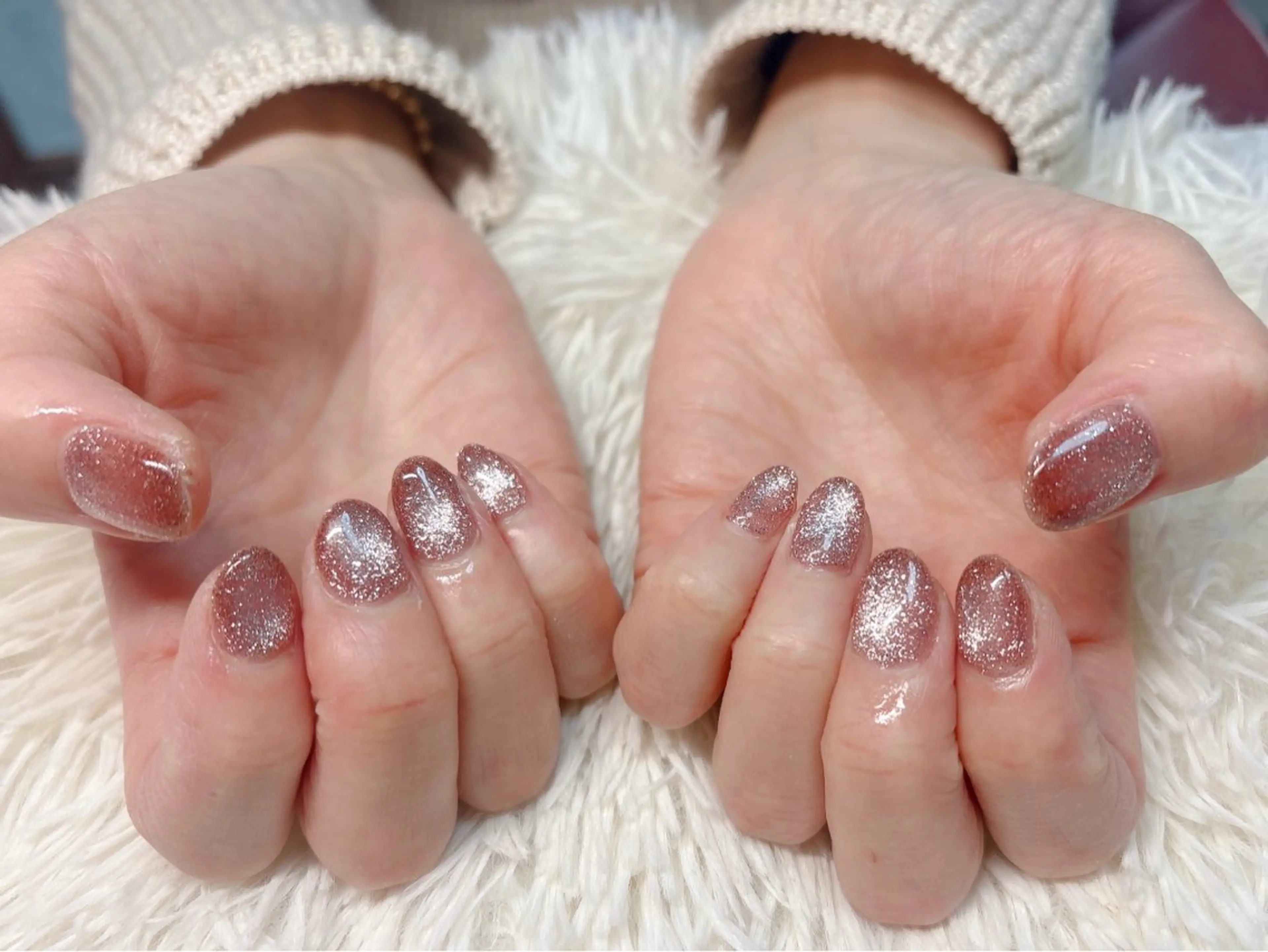 ネイル ハンドネイル パッチリオメメ Lianaのネイルデザイン