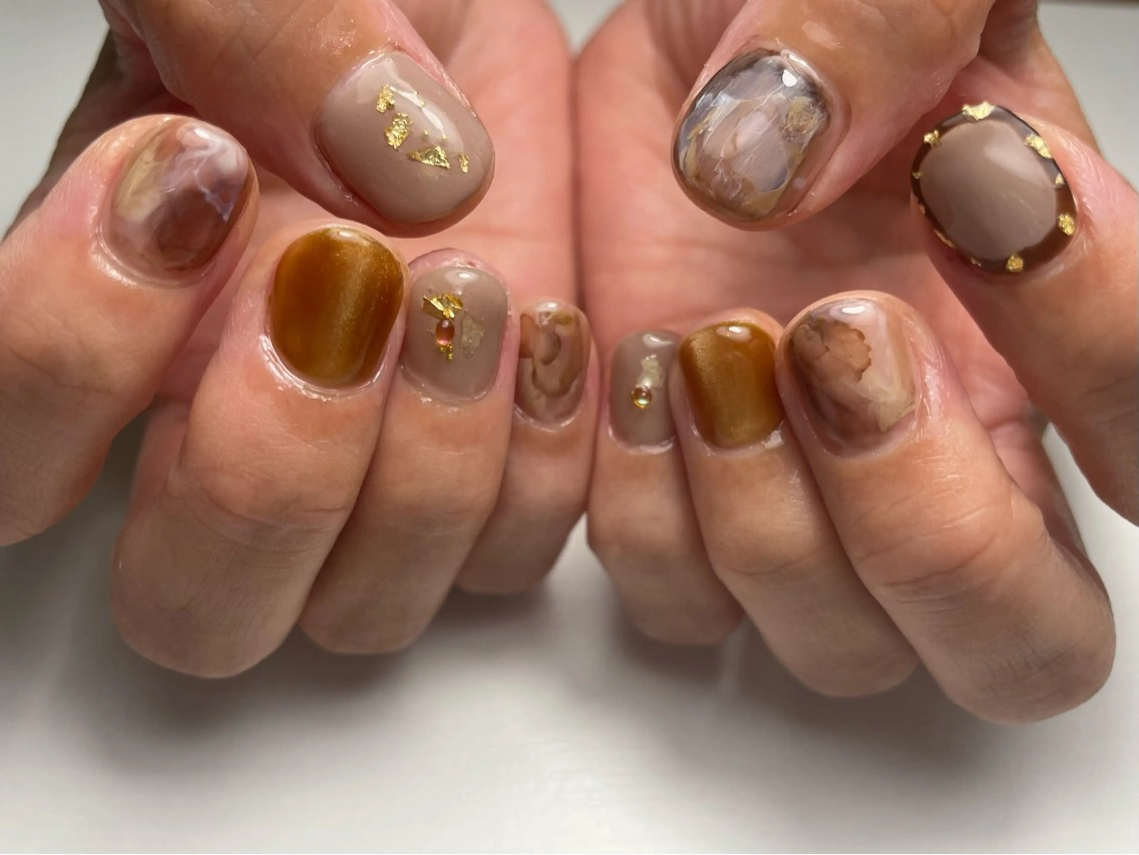 ネイル マグネットネイル ハンドネイル nail salon huitのネイルデザイン