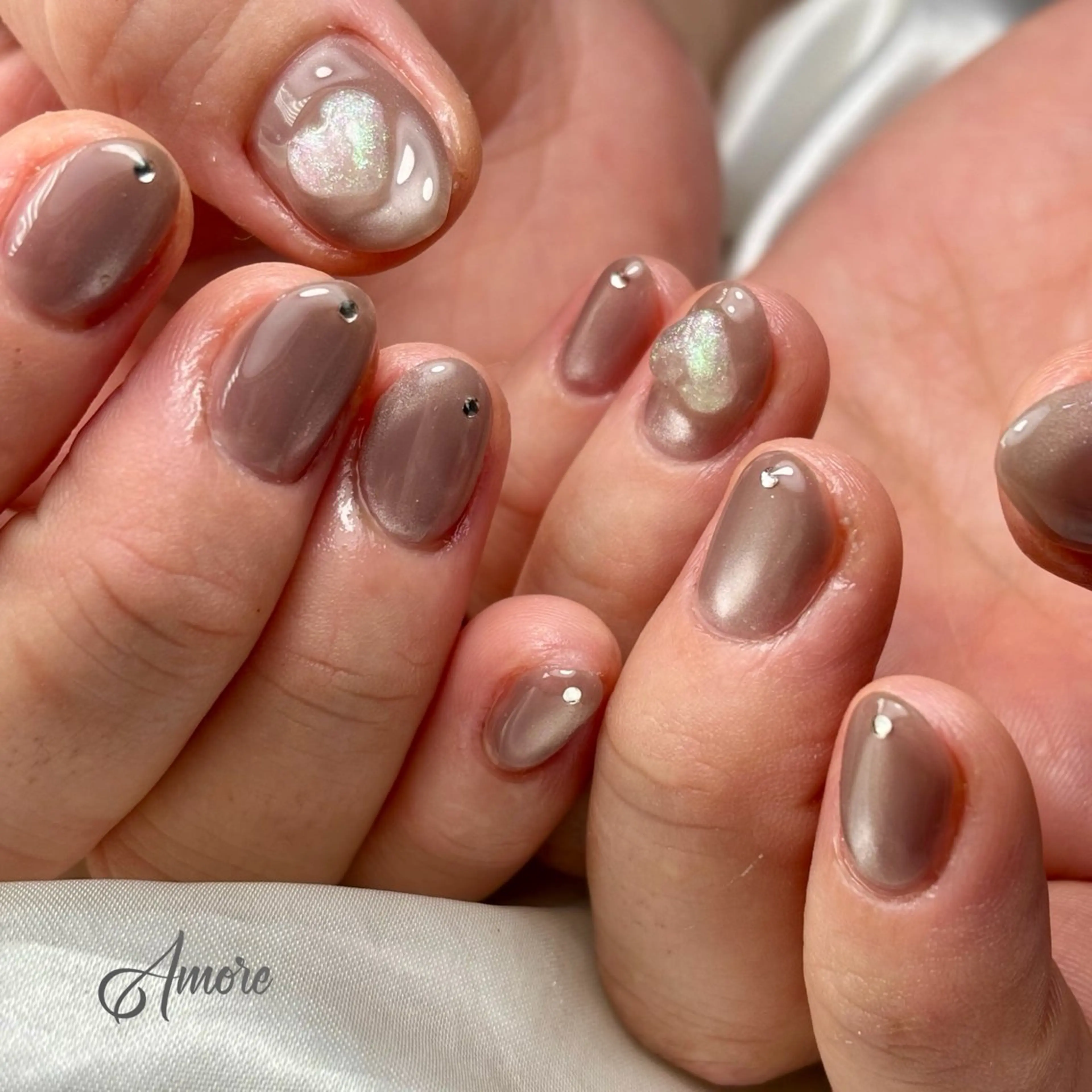 ネイル ジェルネイル キラキラネイル 韓国ネイル マグネットネイル パラジェル You kyehwaのネイルデザイン