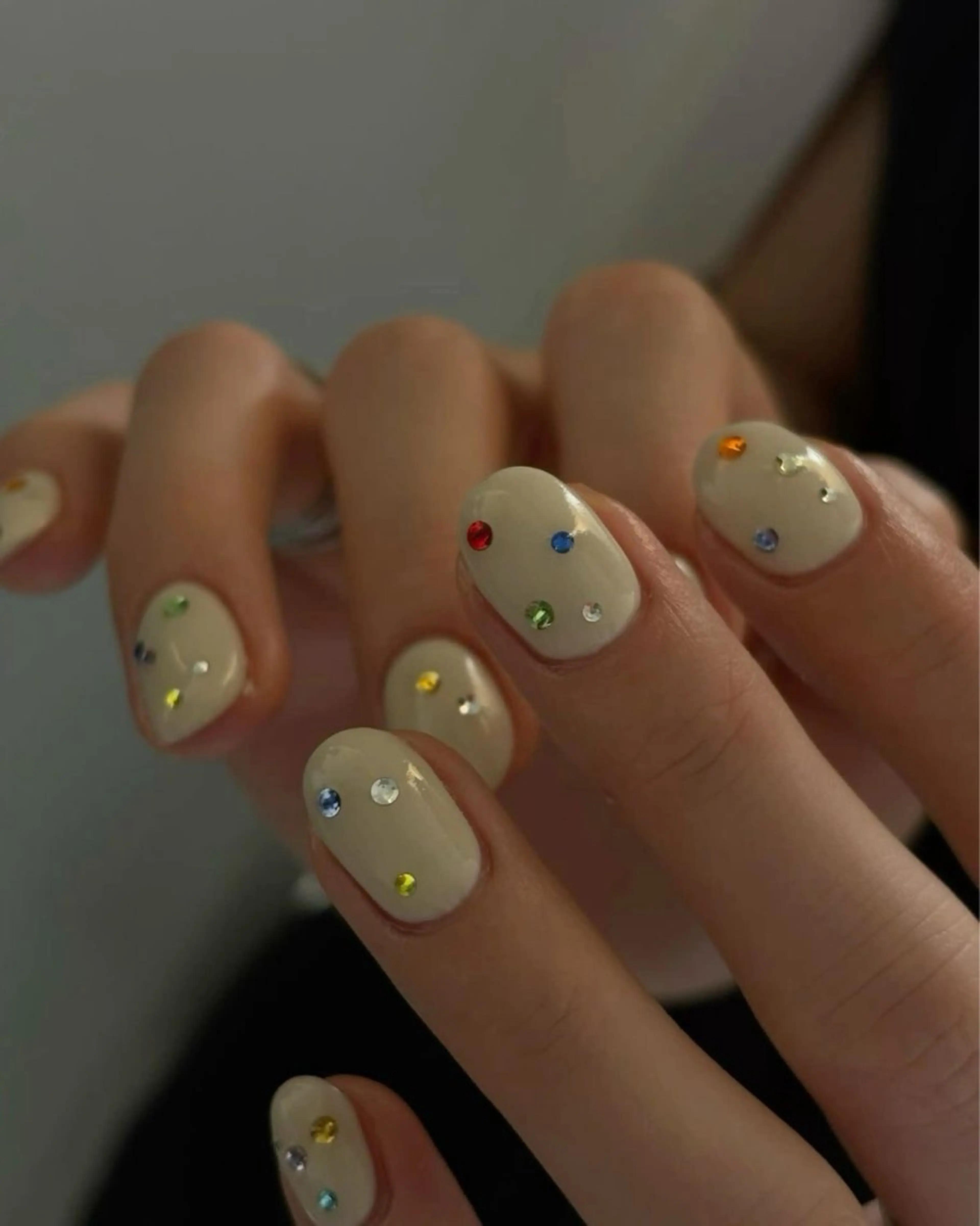 ネイル 韓国ネイル 持ち込み ニュアンスネイル ネイルチップ 冬ネイル RINN ANA.CHUOのネイルデザイン