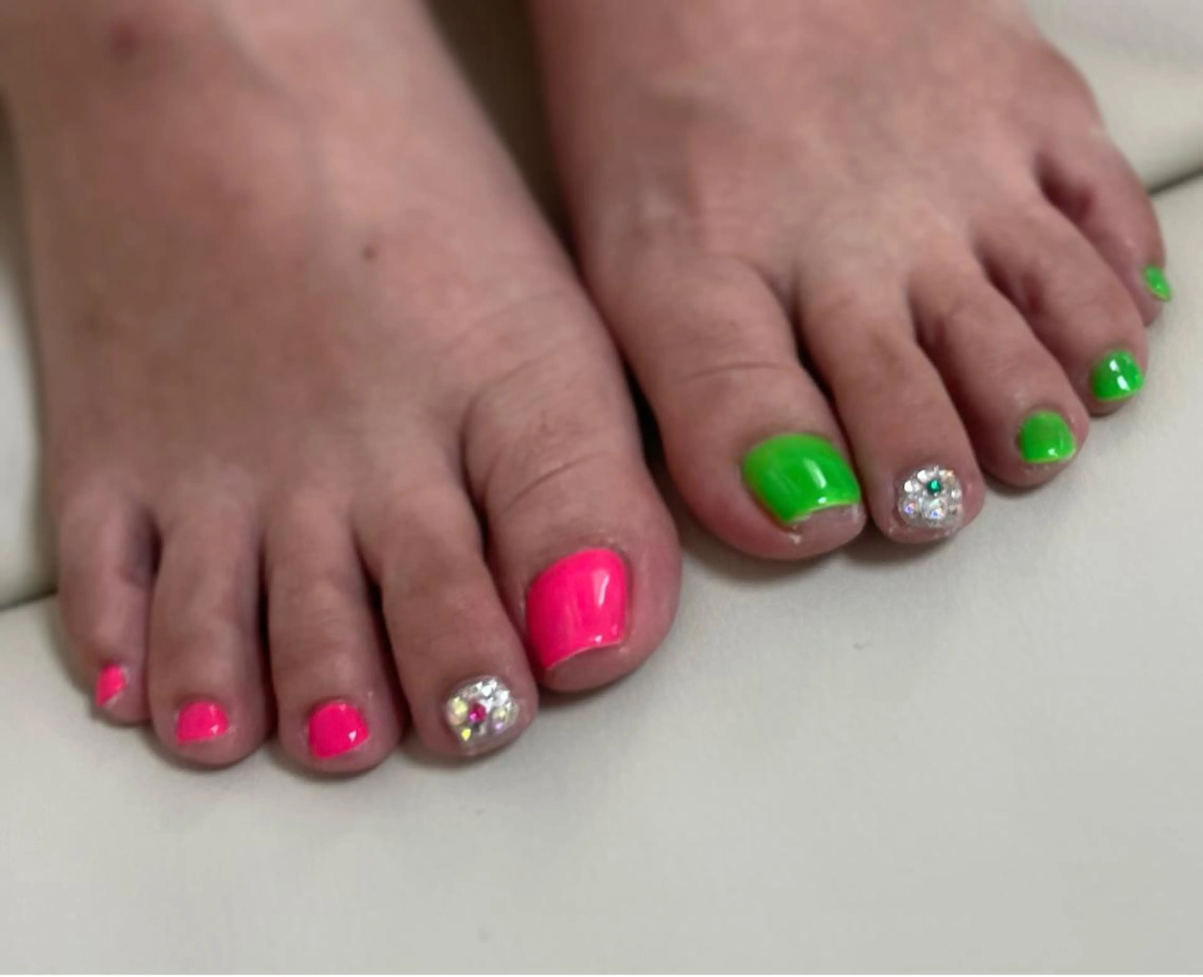 ネイル フットネイル nail M&Tのネイルデザイン