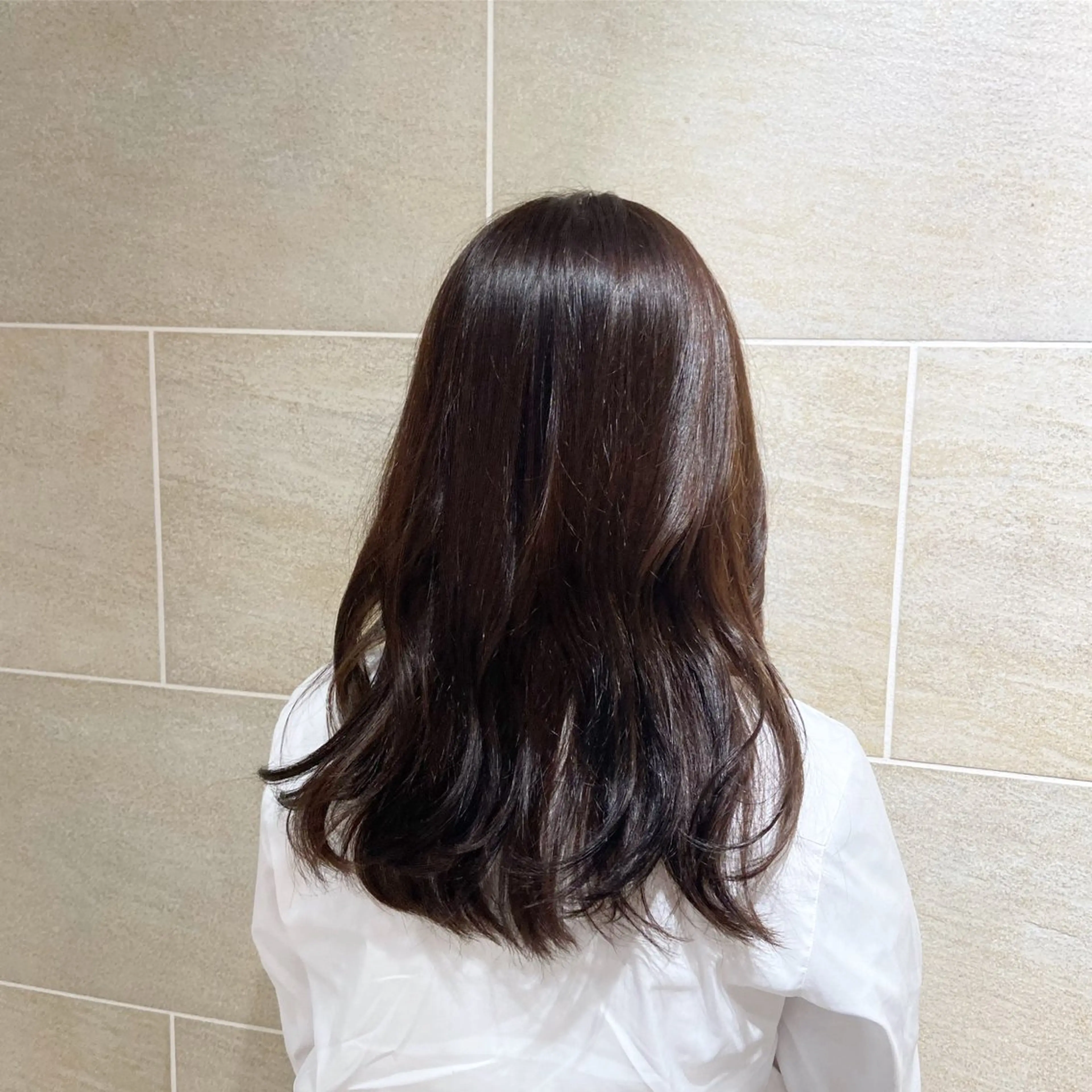 ロング 武井 哉子のヘアスタイル