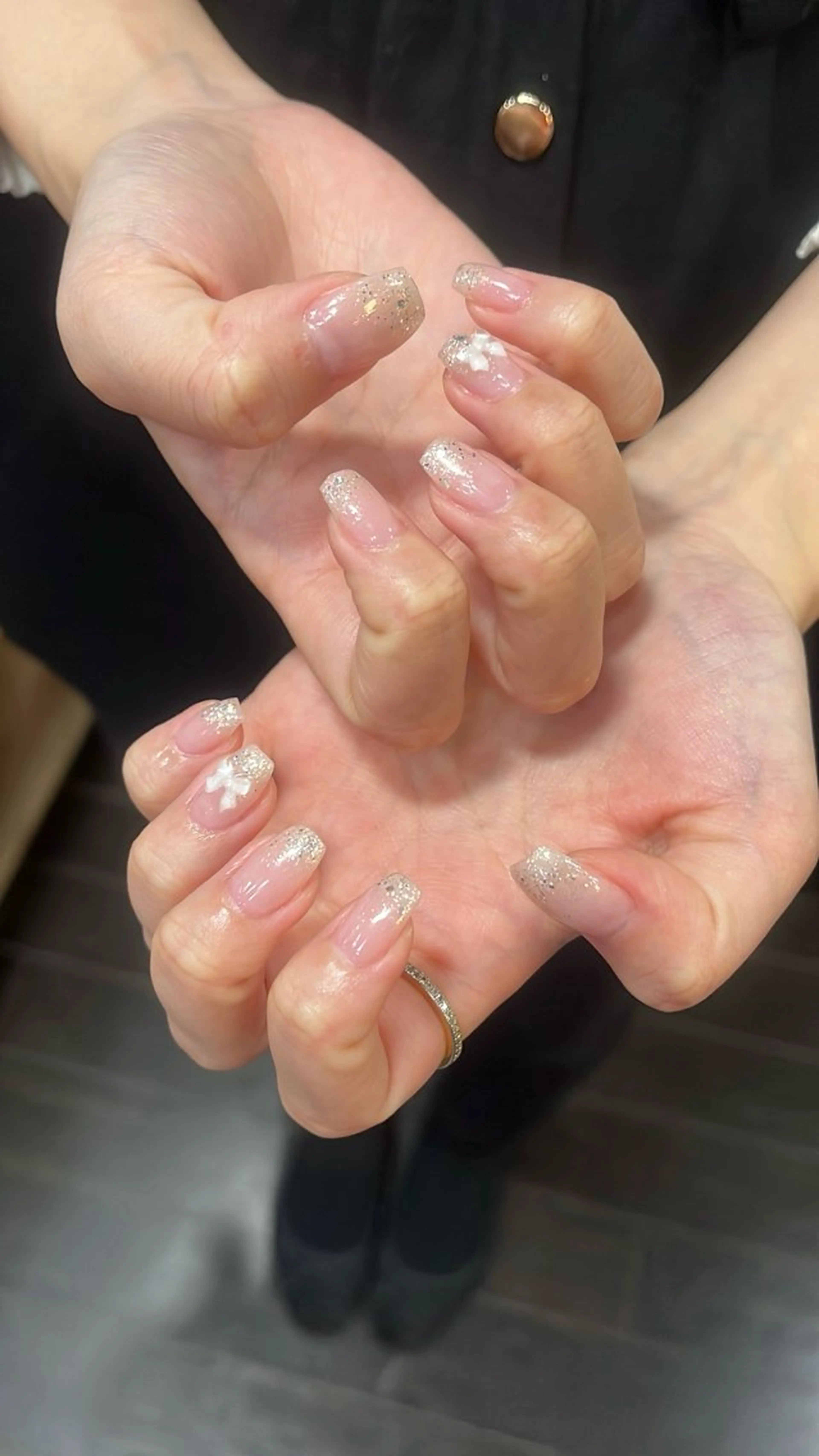 ネイル フラッシュネイル フレンチネイル ハート ラメ(グリッター) ラメグラデーション ハンドネイル SAKU nail 作島茜のネイルデザイン
