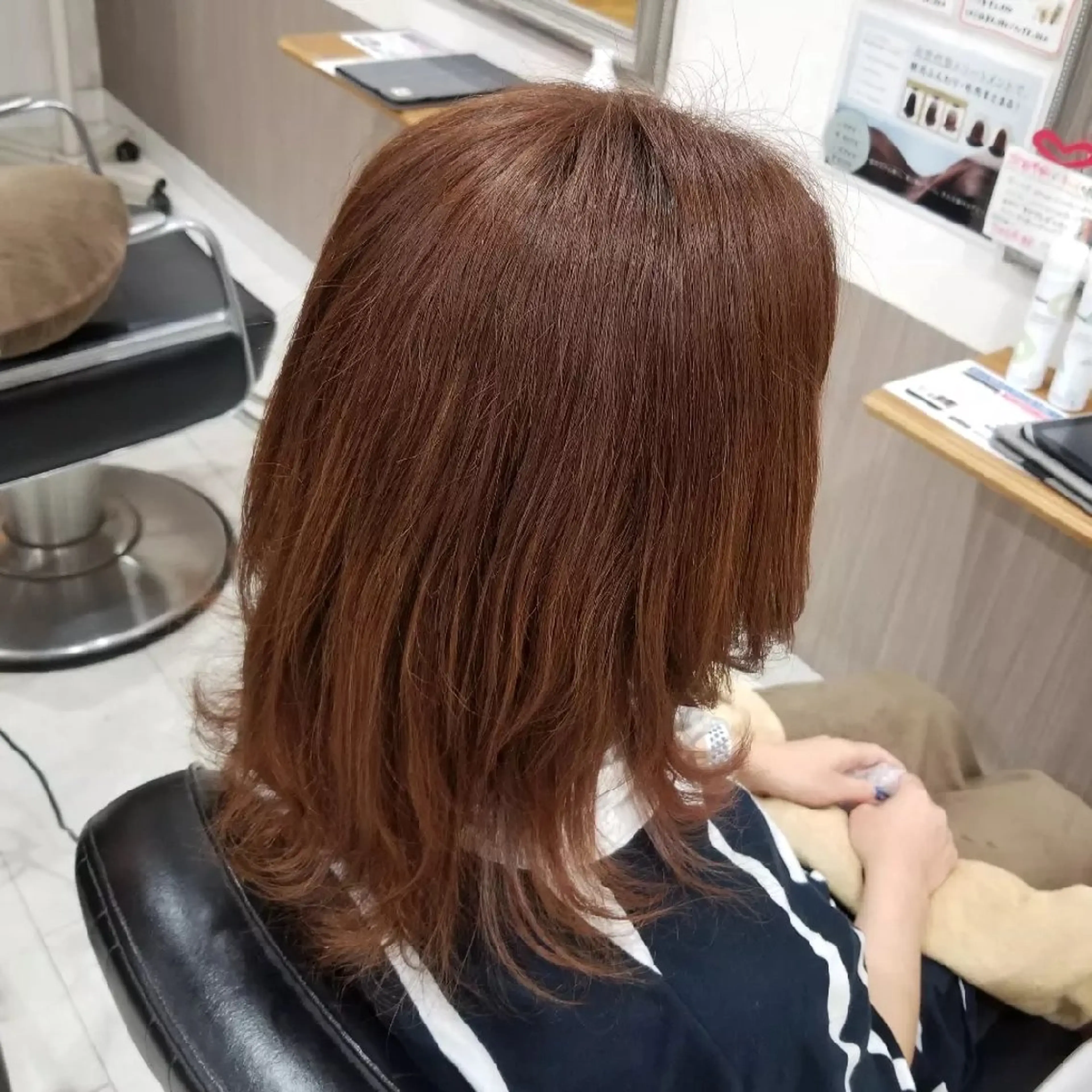カラー ベージュカラー ピンクカラー ピンクベージュ ヘアカラー 暖色🍎透明感カラー 🩵小林かりんのヘアスタイル