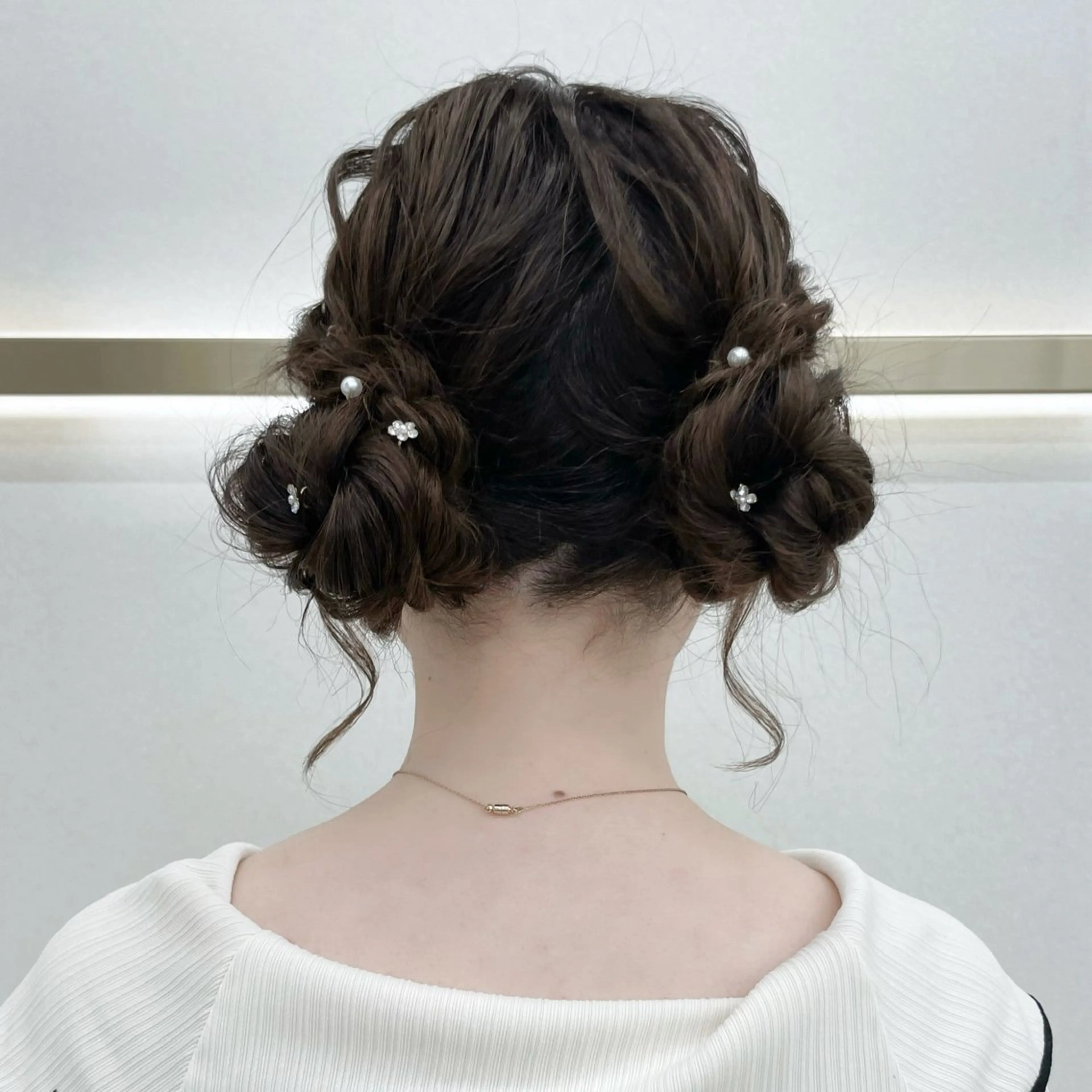 セミロング 卒業式のヘアスタイル CARELLY Rukaのマツエク・マツパデザイン