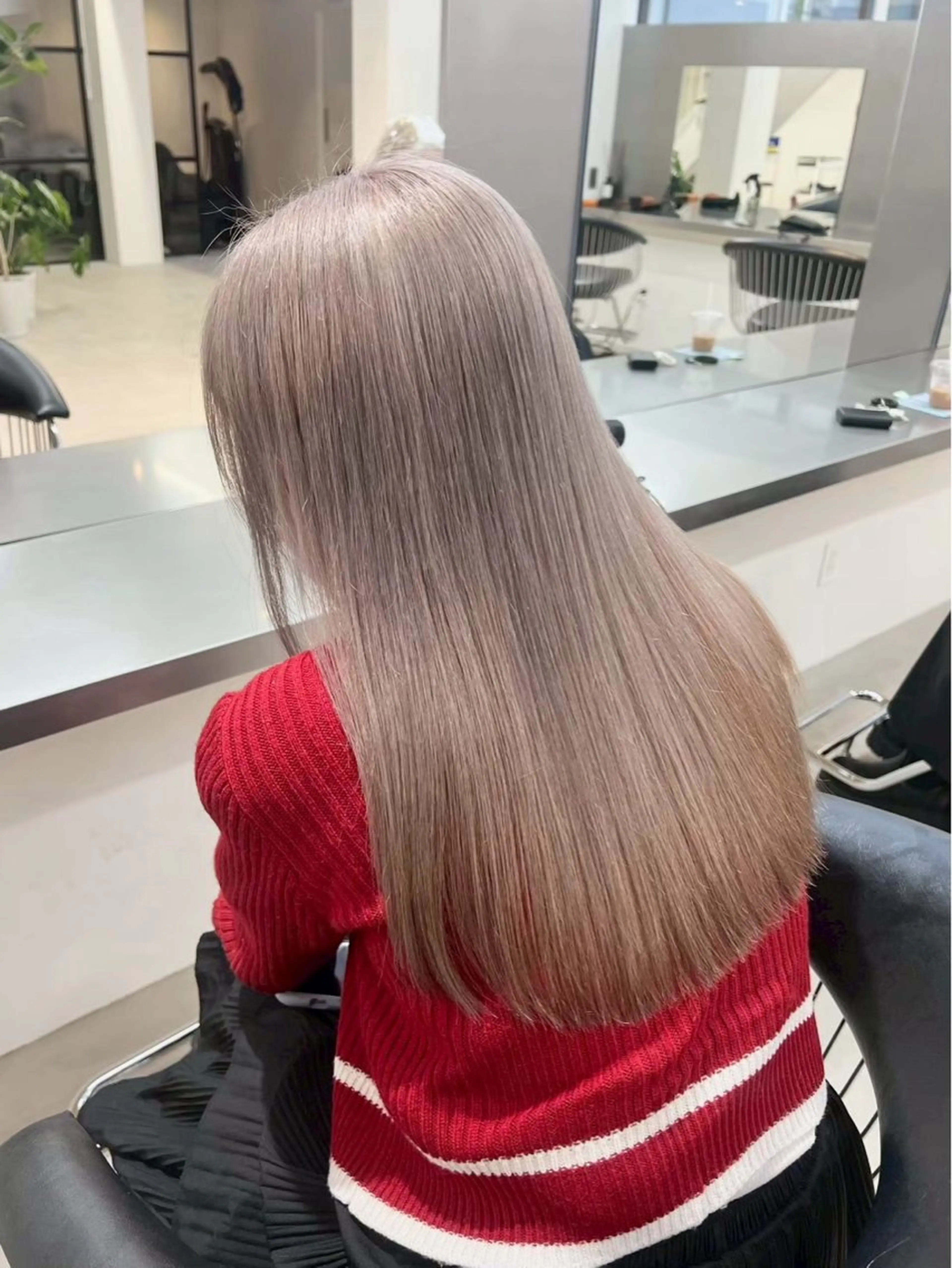 ロング カラー ヘアカラー うる艶カラー 🪐💫serenaのヘアスタイル