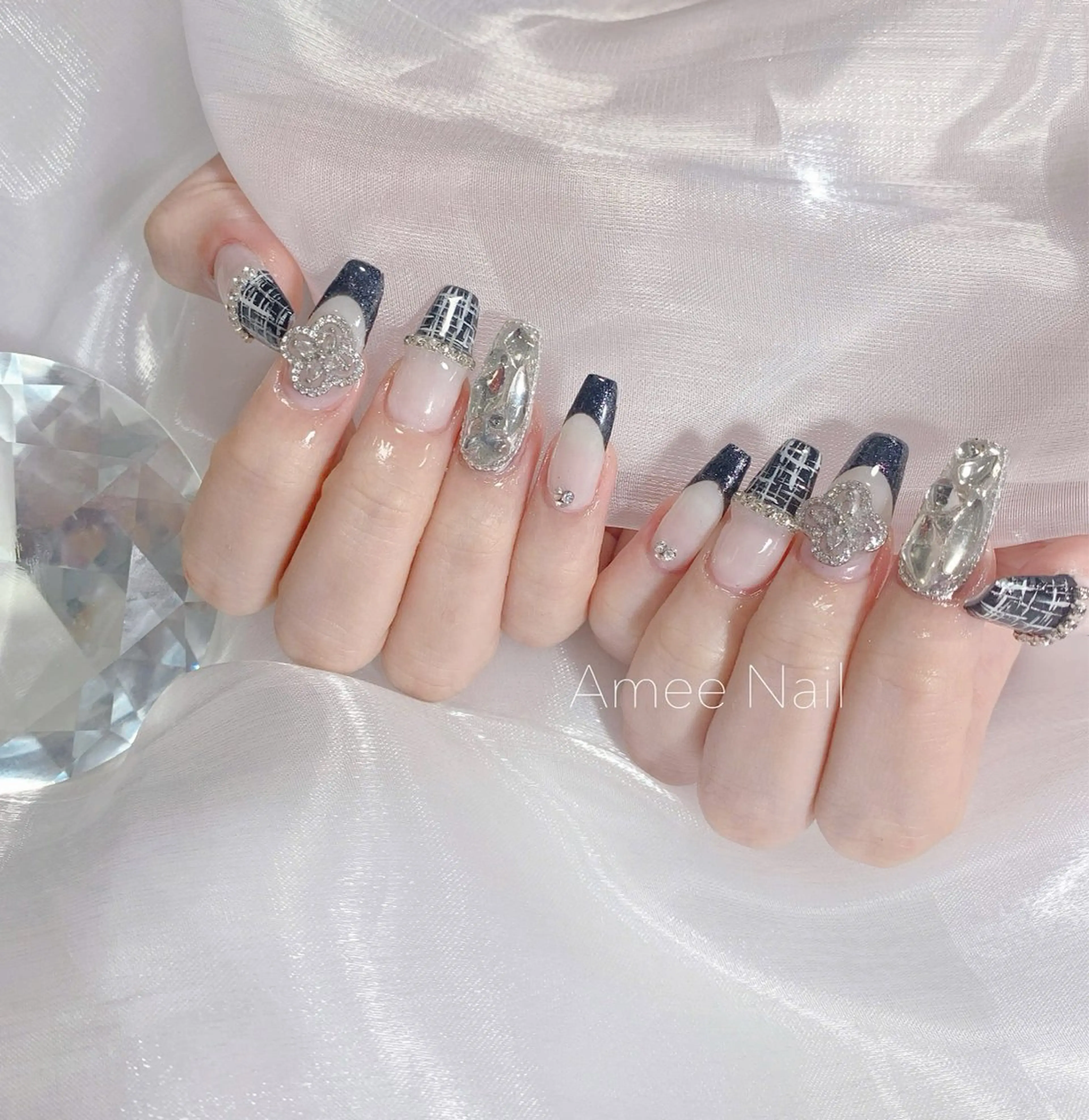 ネイル オーロラネイル クリアネイル フラッシュネイル ジェルネイル グラデーション ハンドネイル Amee Nail Salonのネイルデザイン