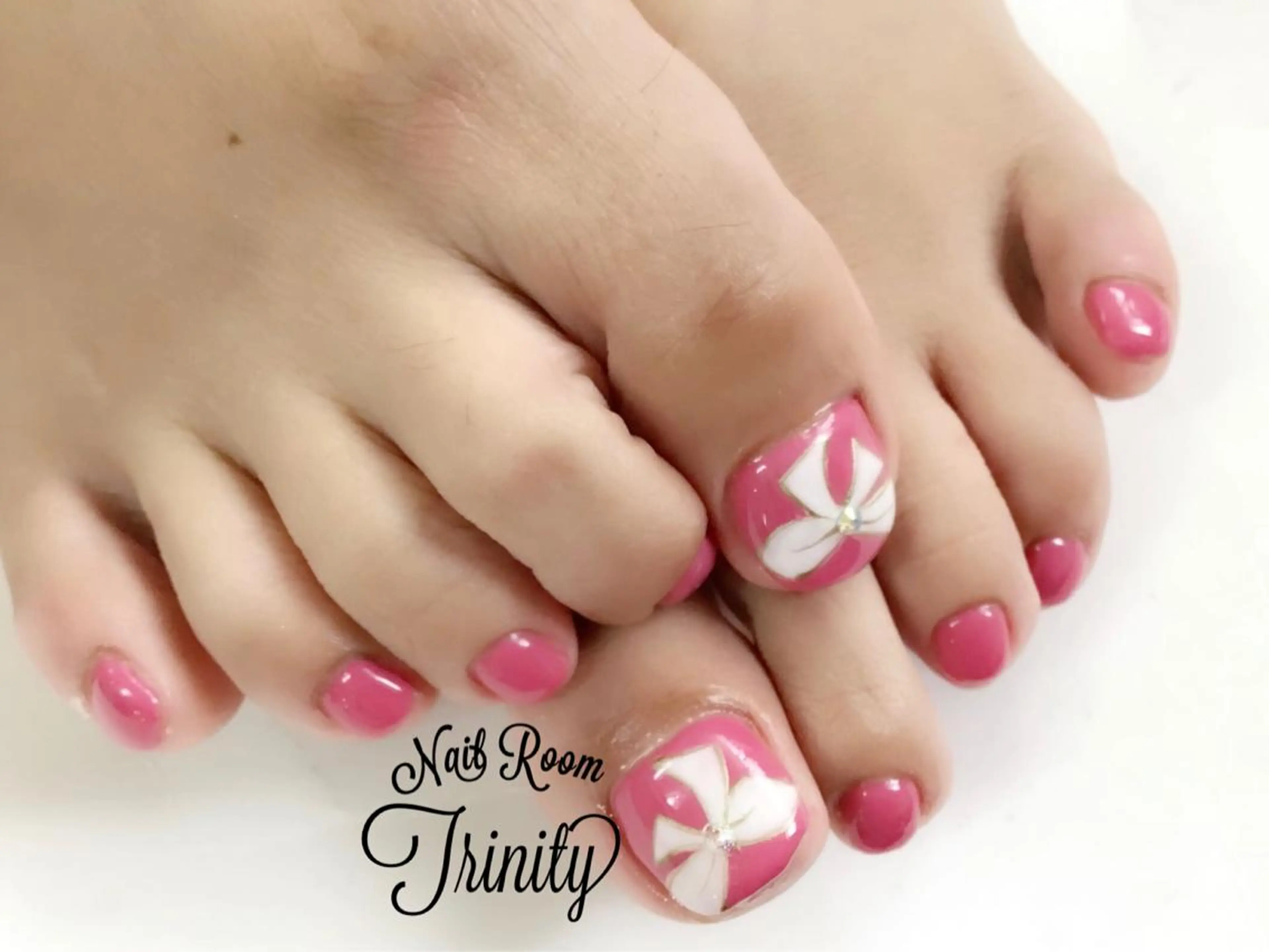 ネイル フットネイル Trinity staffのネイルデザイン