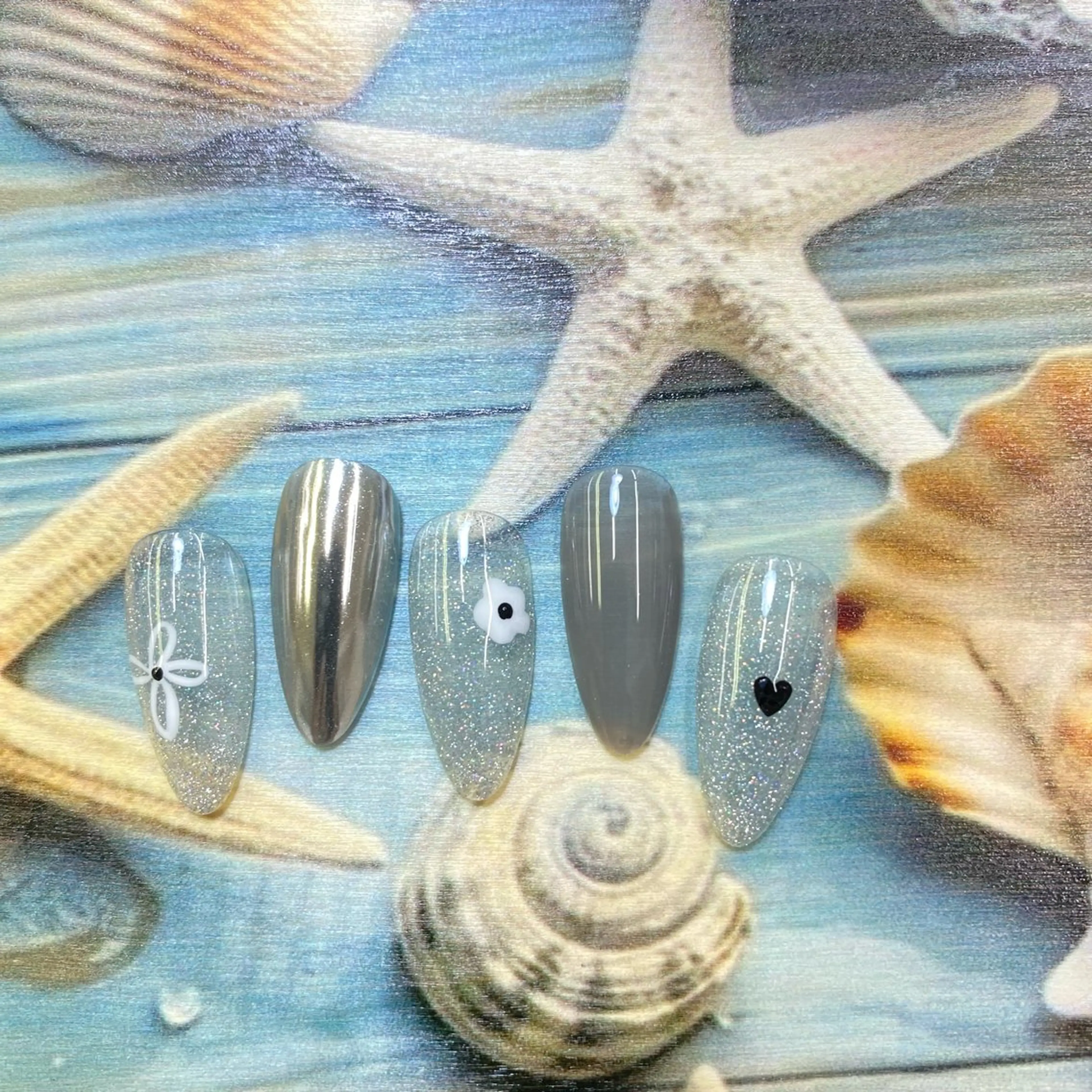 ネイル ハンドネイル AngelChris ビューティーサロン琳のネイルデザイン