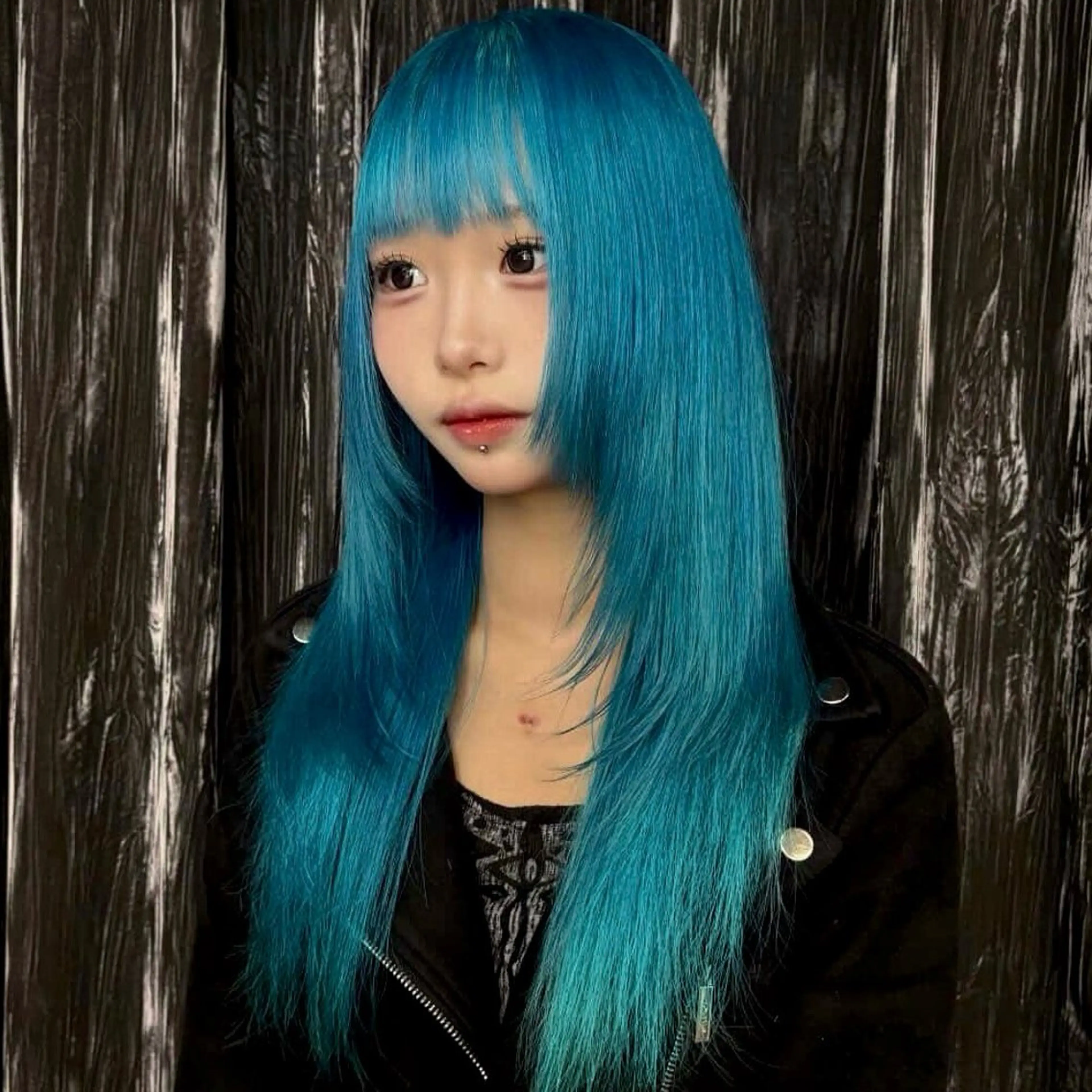 ロング カラー ブリーチ ブルーカラー ケアブリーチ ハイトーンカラー ミント ヘアカラー ★デザインカラー ハイトーン ももか★のヘアスタイル