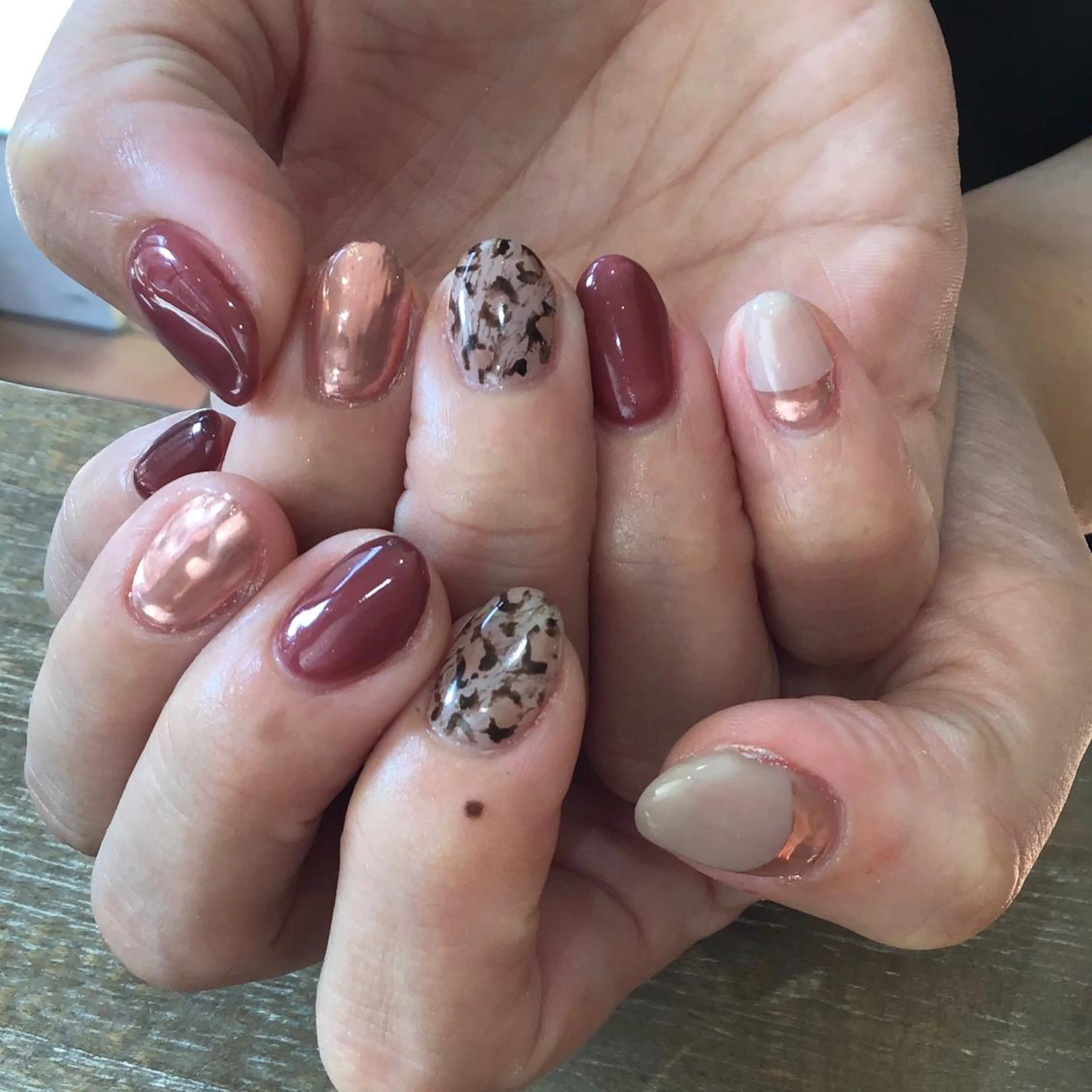 ネイル Nest 三田のマツエク・マツパデザイン