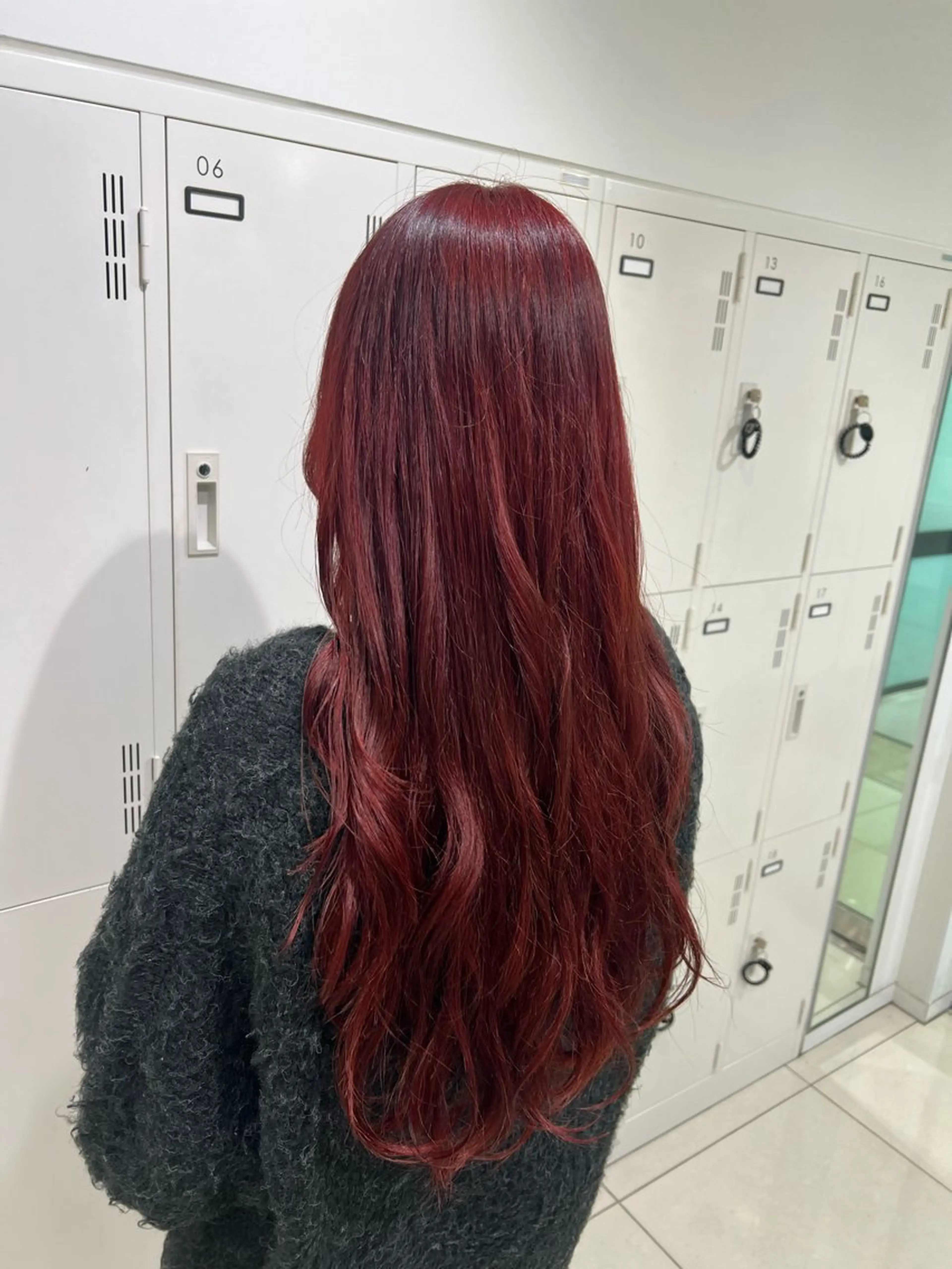 ロング カラー ブリーチ レッドカラー ヘアカラー トリートメント 【暖色カラー特化】 中山由梨のヘアスタイル