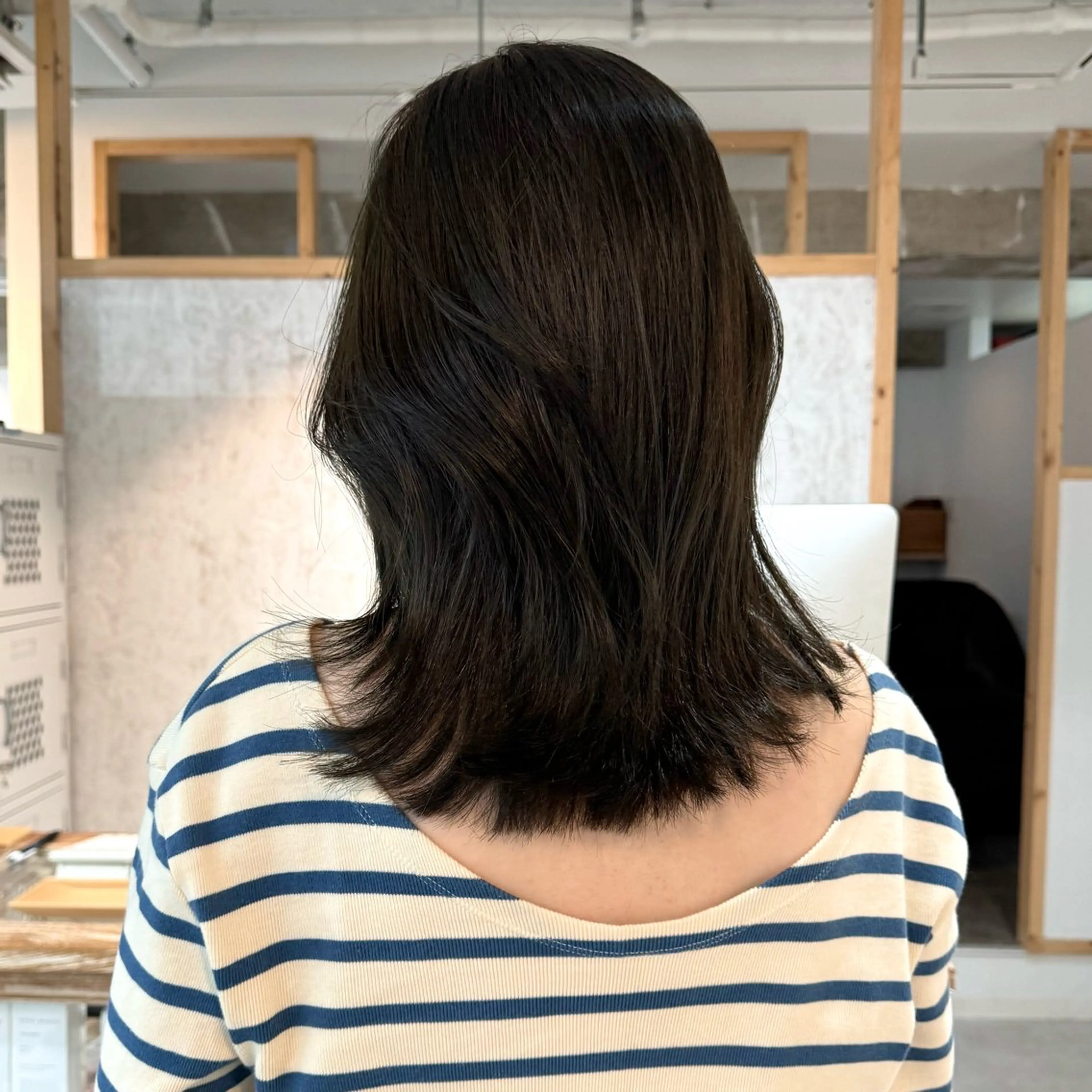 ミディアム カラー ROE 日吉のヘアスタイル