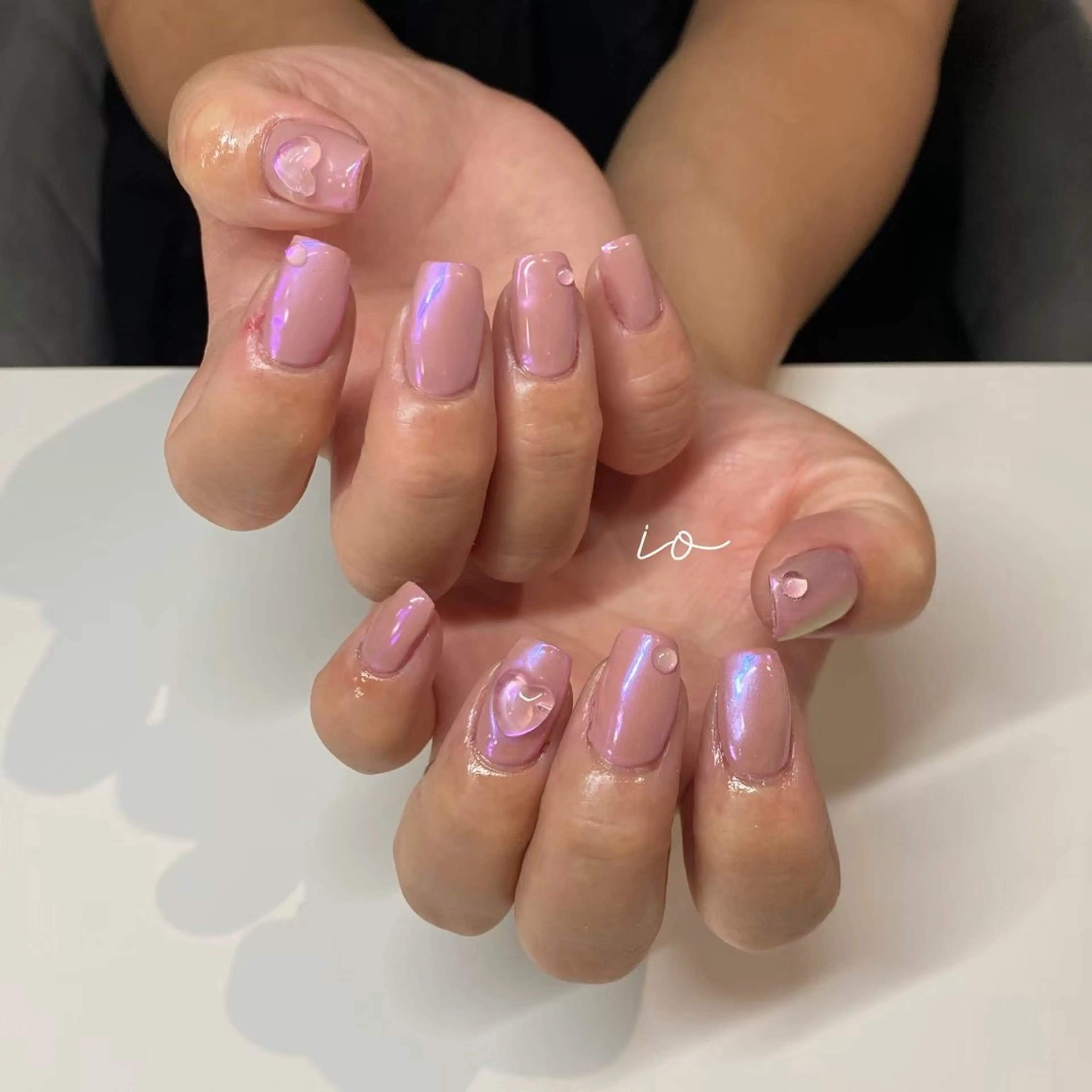 ネイル オーロラネイル ハート ハンドネイル io.Nail 谷町九丁目のネイルデザイン