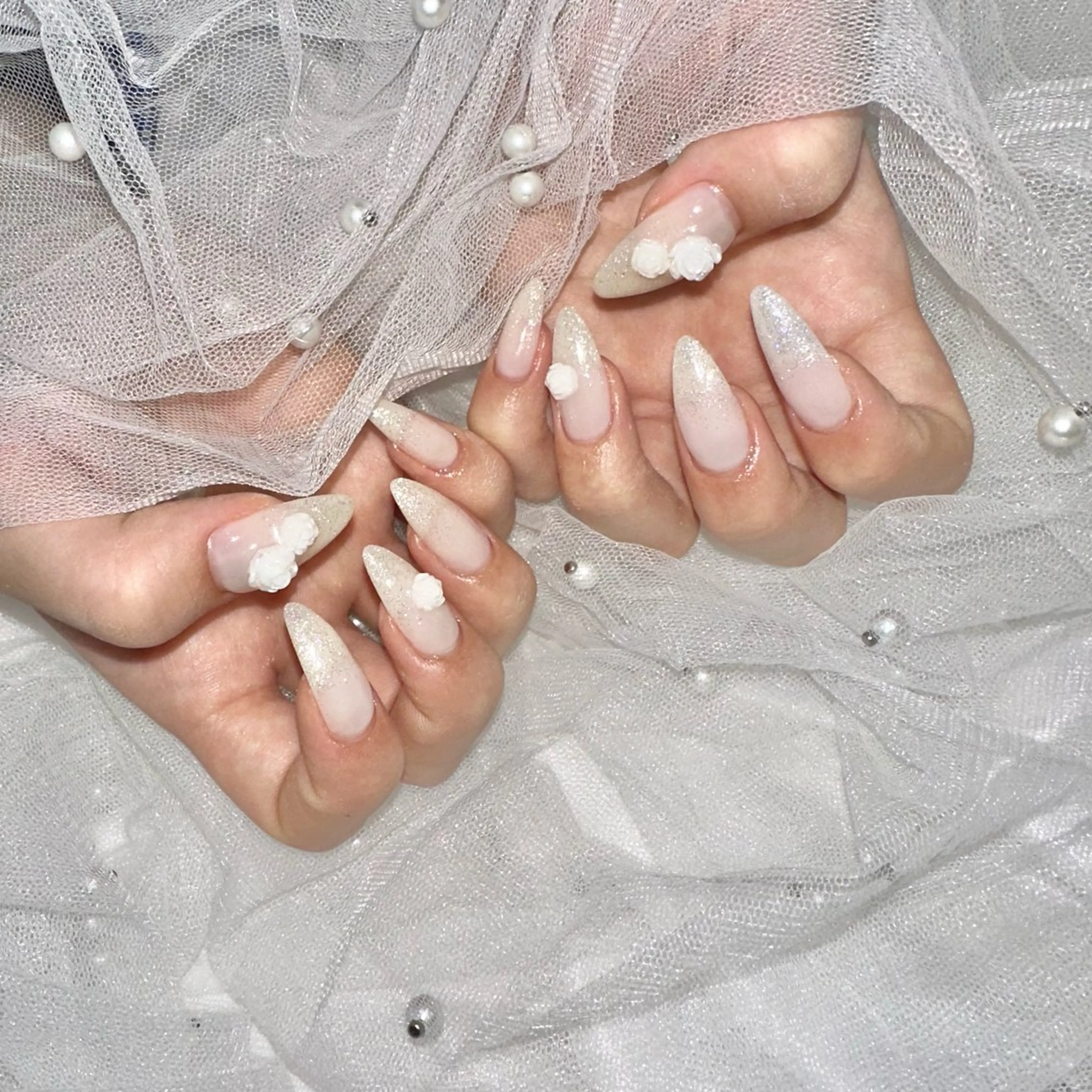 ネイル Rosa x rosa所属・Rosaxrosa AKANEのネイルデザイン