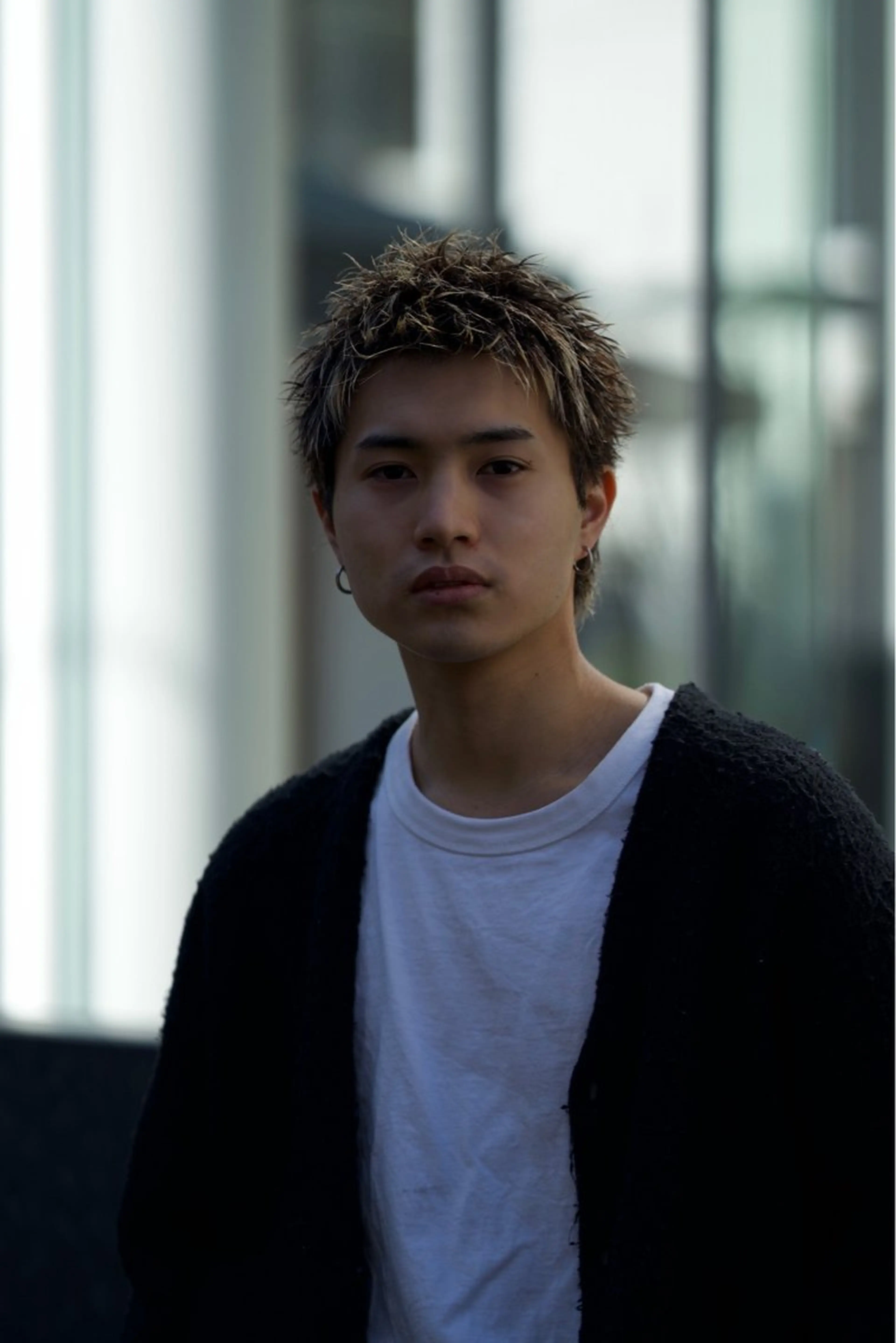 ショート カラー ヘアアレンジ メンズ メンズハイライト メンズハイトーン スパイキーショート ハイライトカラー ハイトーンカラー BORDO所属・竹内 奨のヘアスタイル