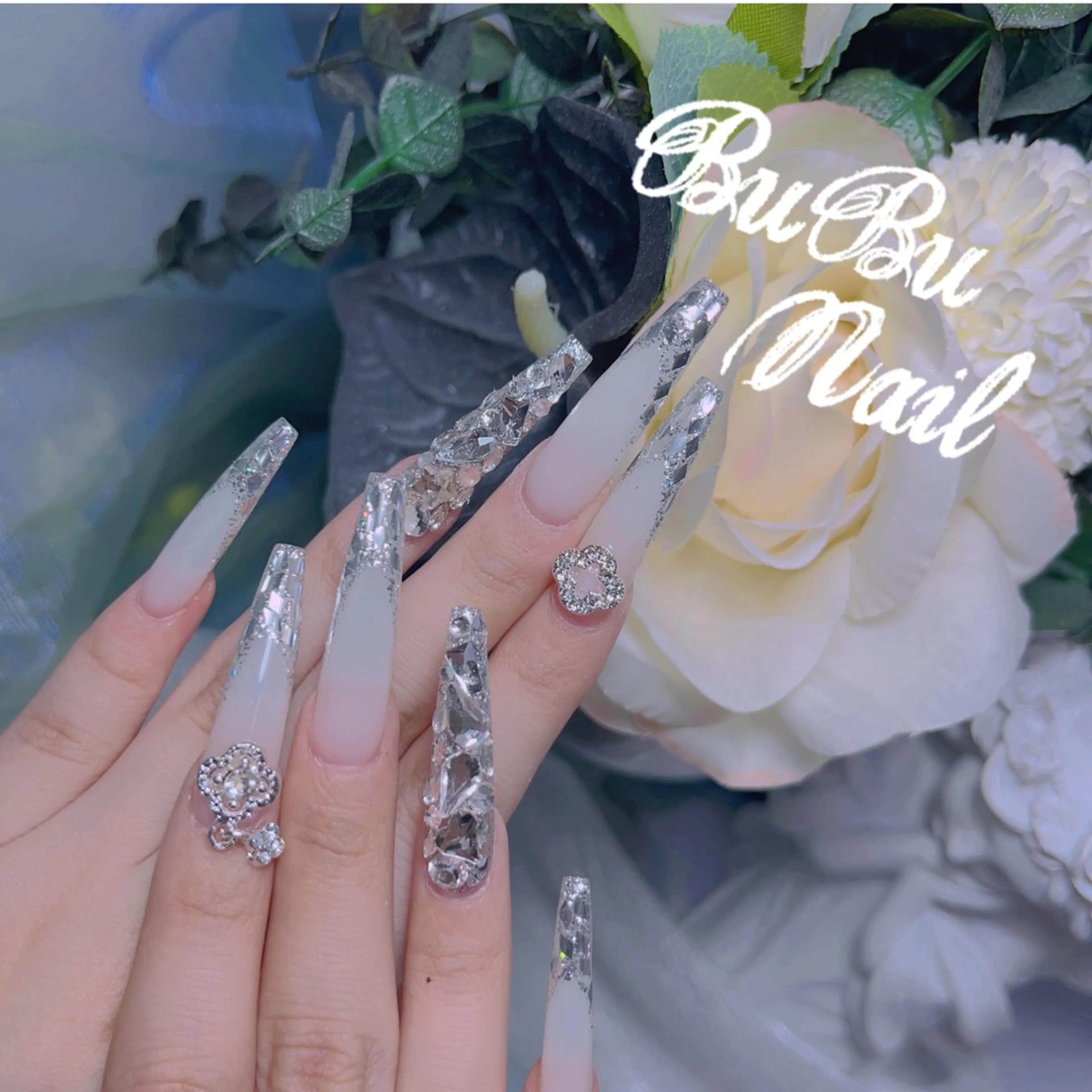 ネイル BuBu Nail渋谷道玄坂のネイルデザイン