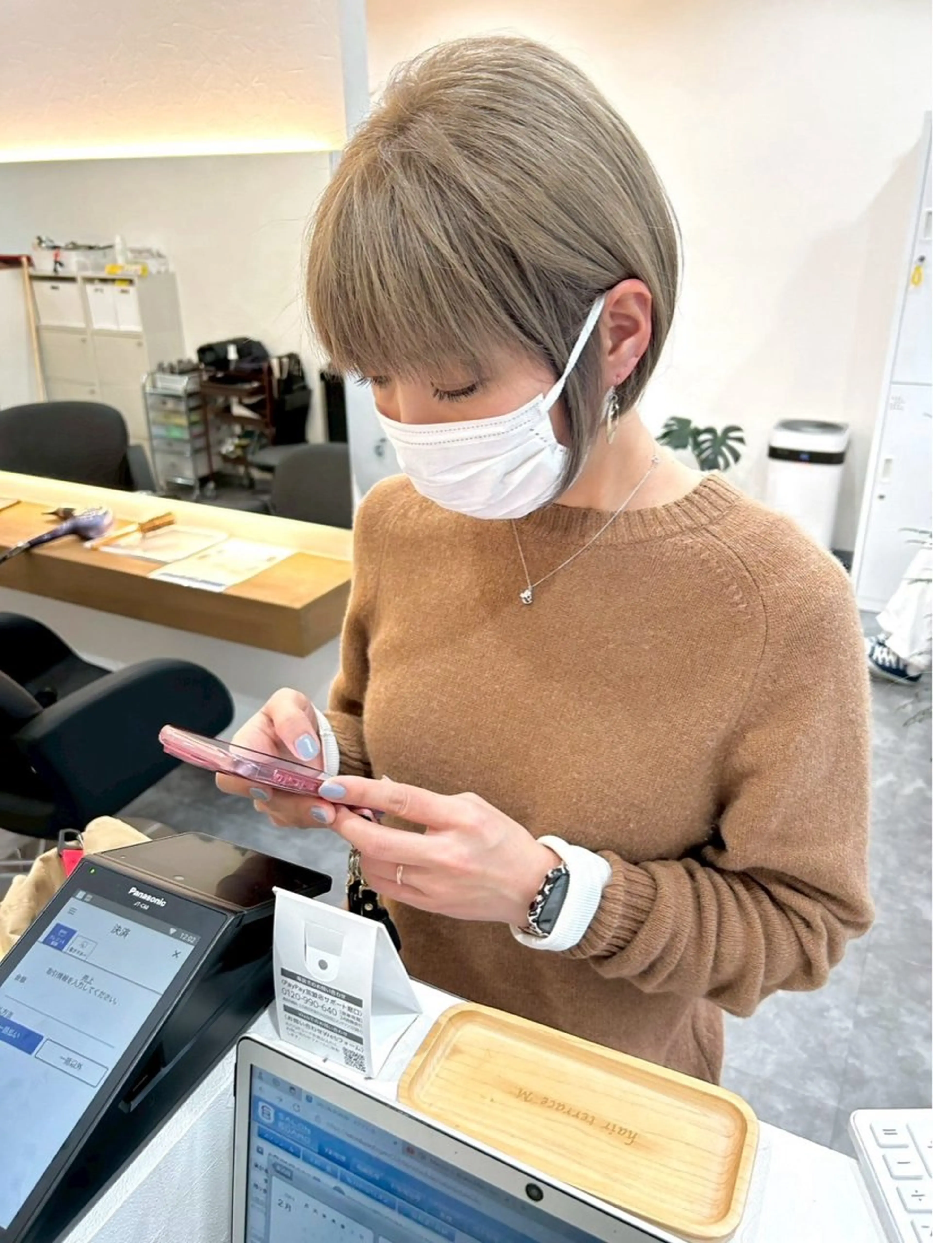 ショート ショートボブ ボブ ハイライト 髪質改善 ショートヘア カット ヘアカラー トリートメント 近鉄奈良ショートヘア 清水力也のヘアスタイル