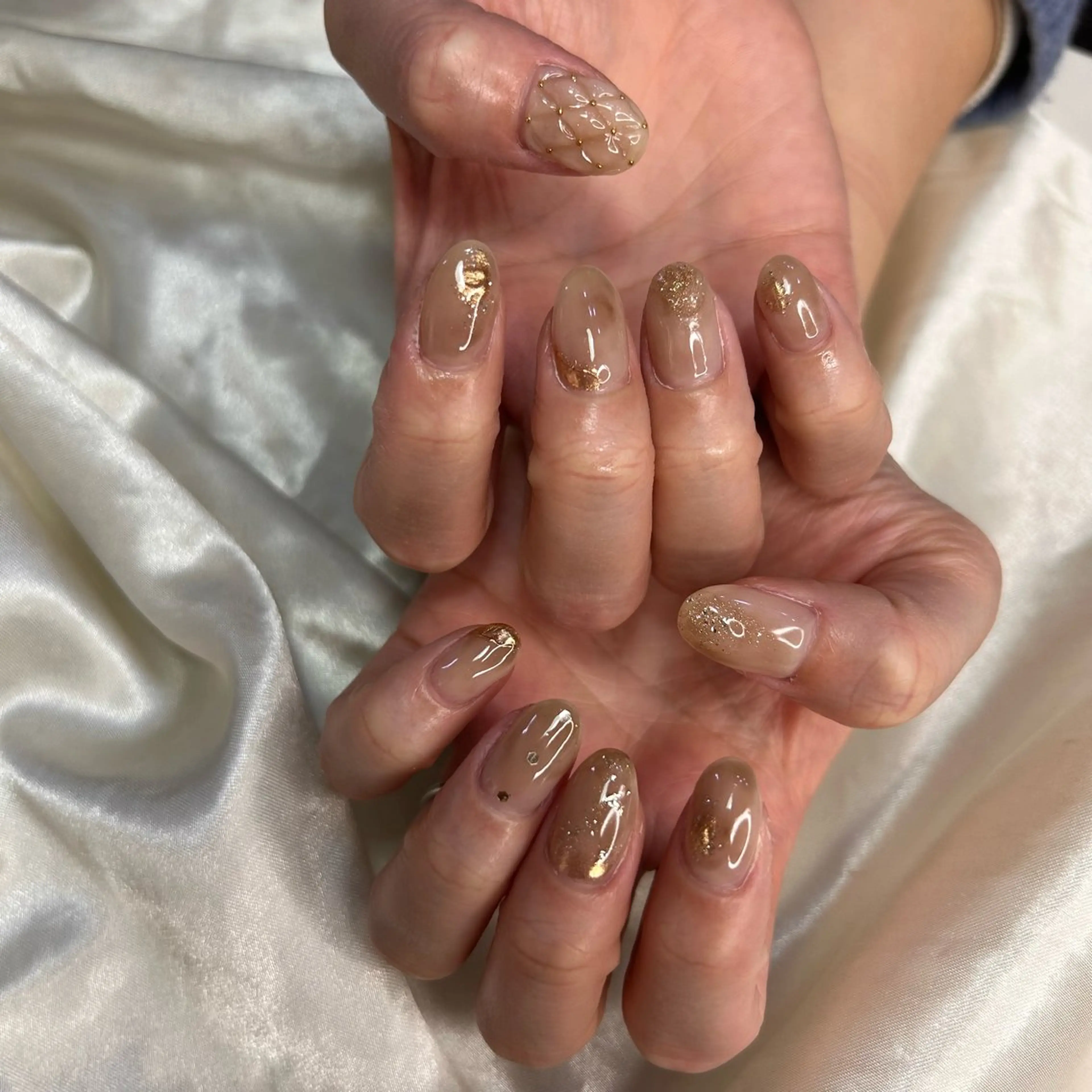 ネイル ハンドネイル 西岡 杏のネイルデザイン