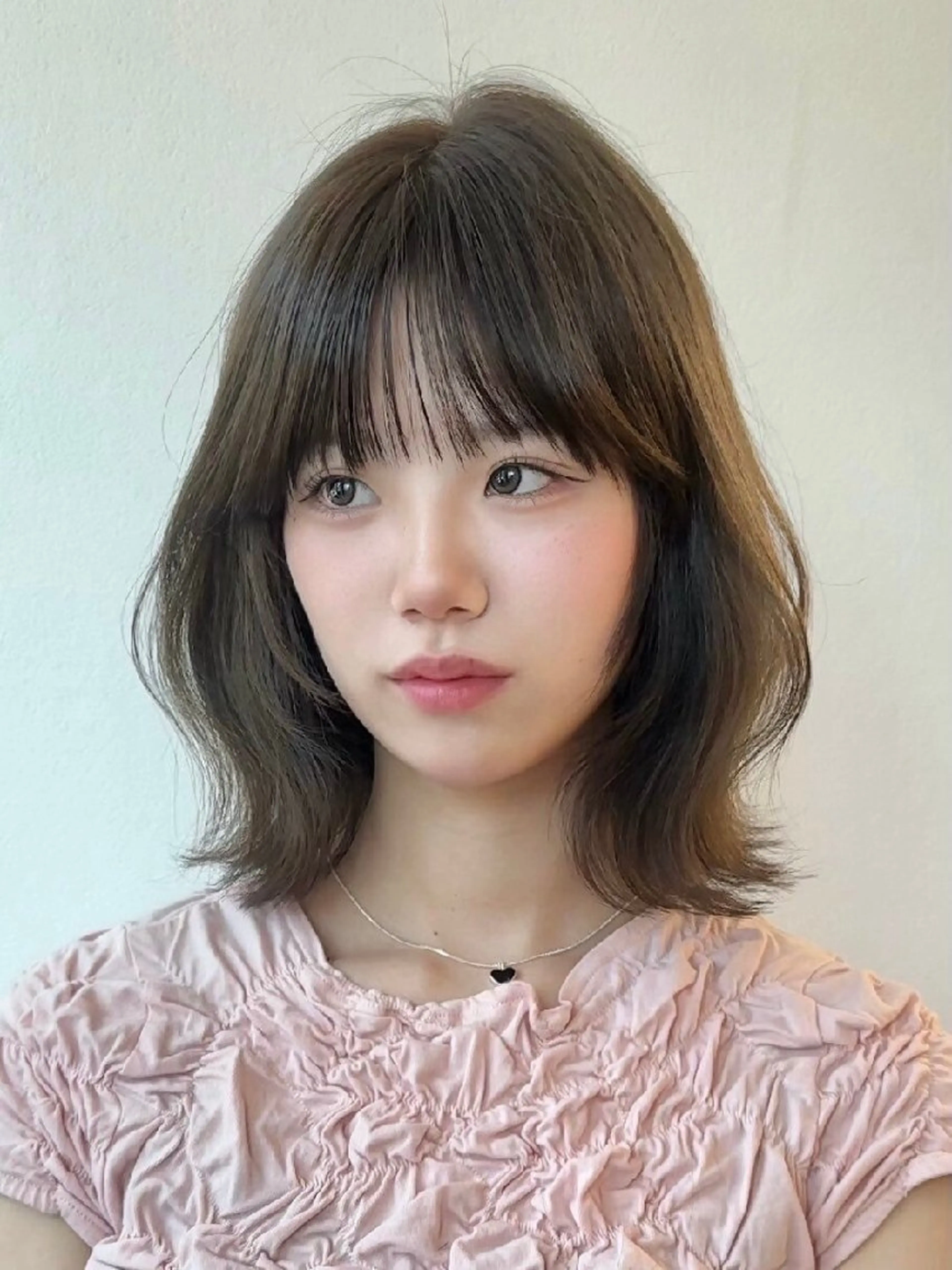 カラー ミディアム カット ヘアカラー トリートメント 髪質改善/韓国ヘア /透明感カラー🧸のヘアスタイル