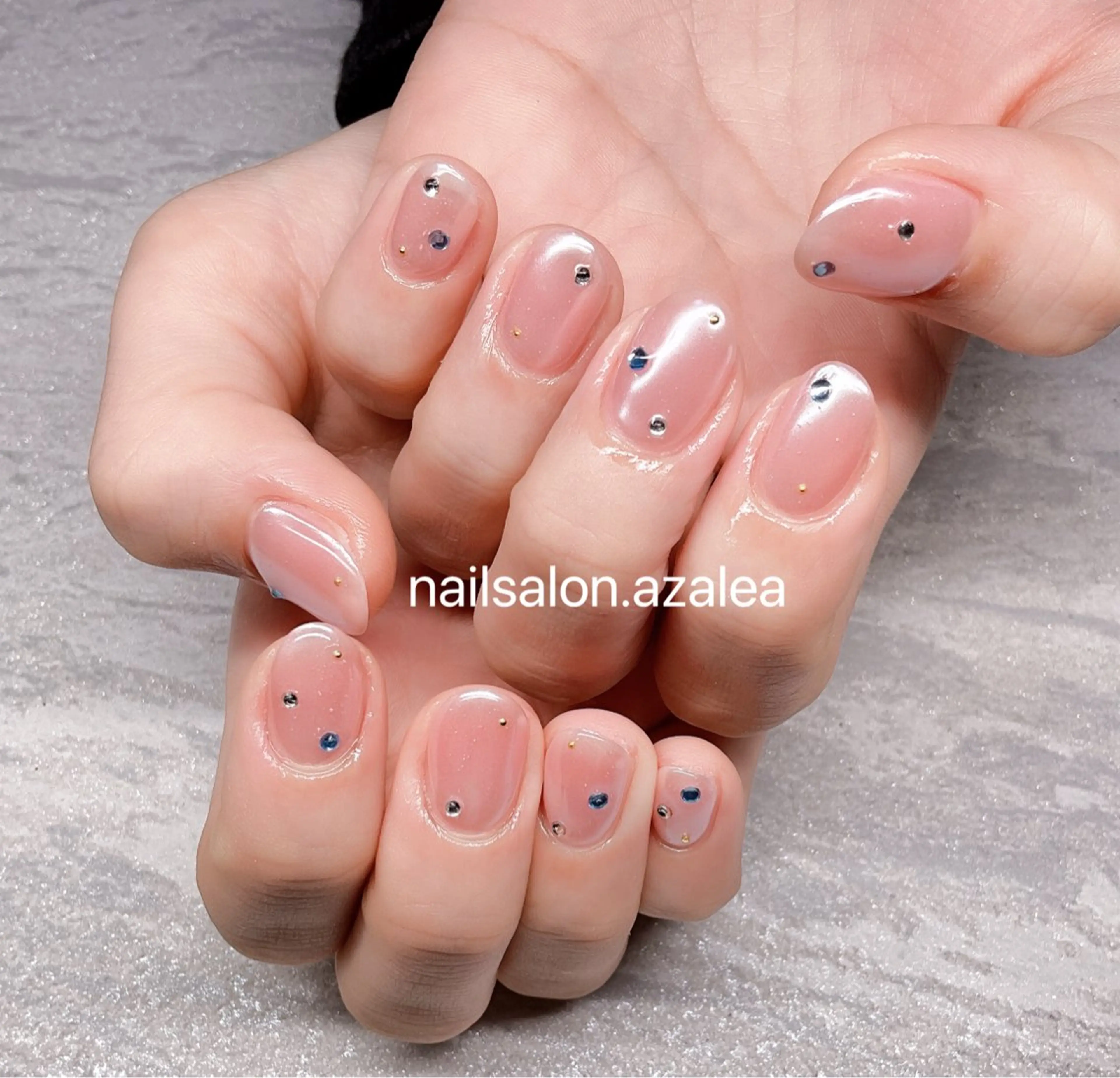 ネイル ハンドネイル R inのネイルデザイン