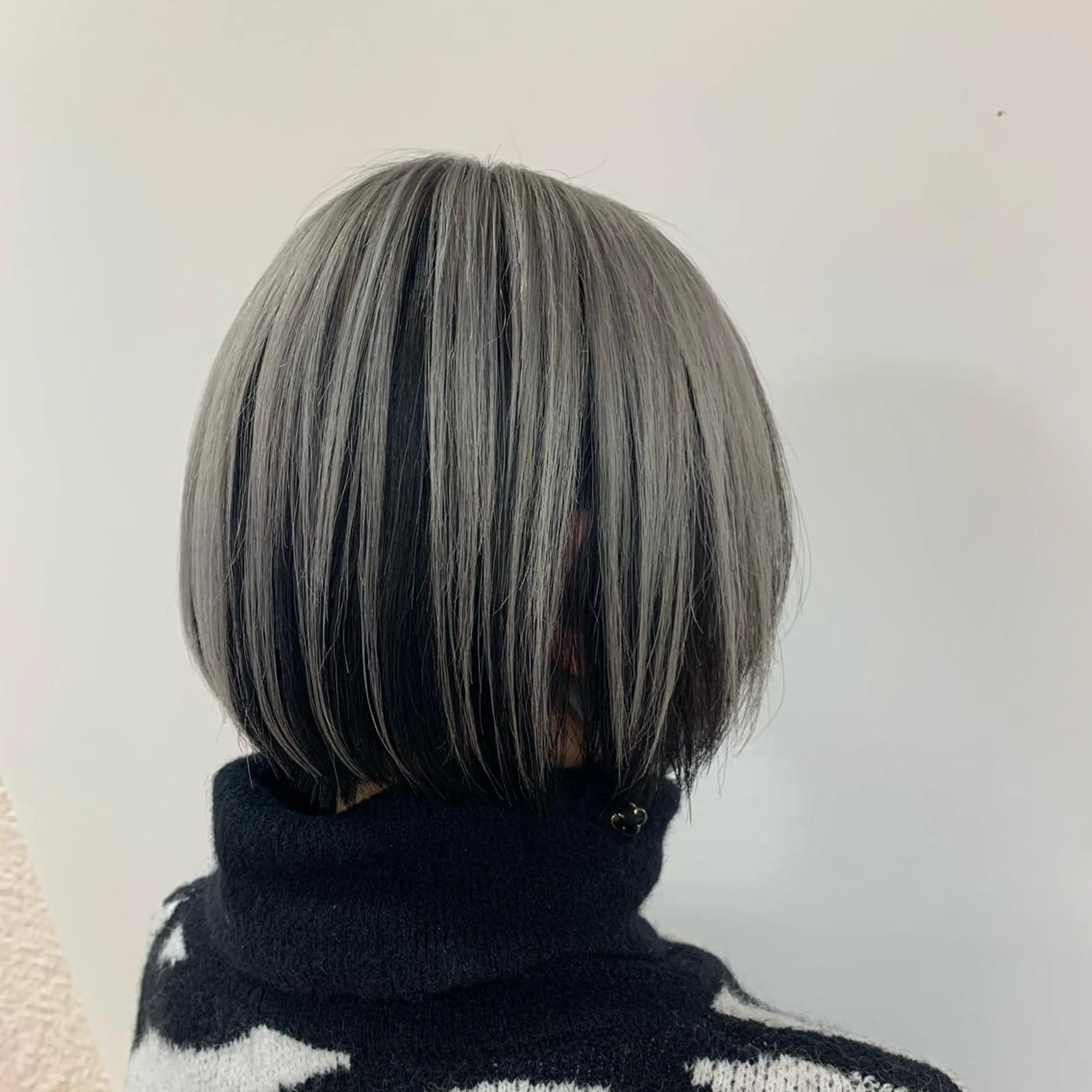 ショート カラー ヘアカラー トリートメント ヘアセット ハイトーン/ウルフ /レイヤー/坂野幸伸のヘアスタイル