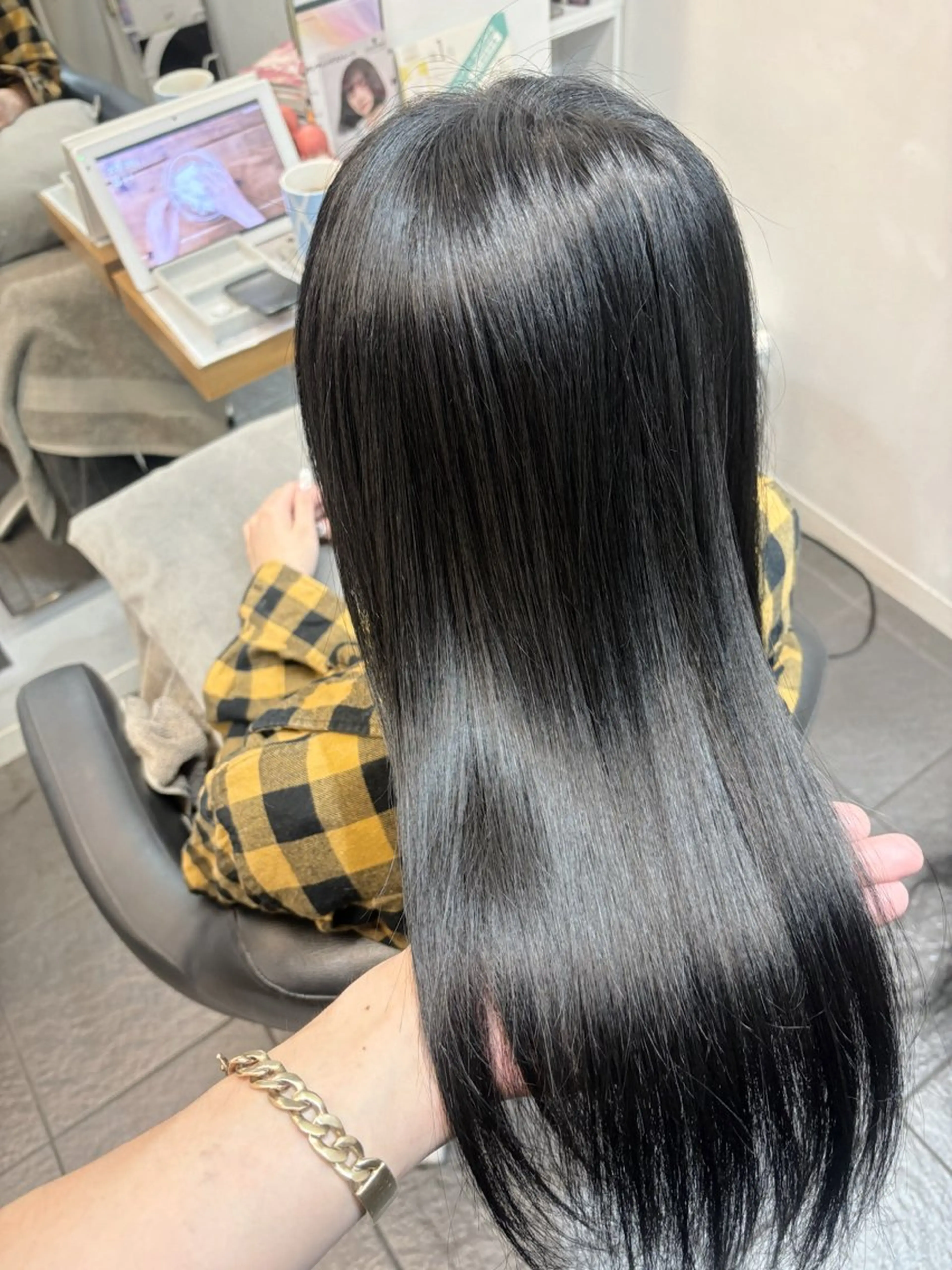 カラー ブルーカラー ブルーグレー ブルーグレージュ グレージュ ヘアカラー トリートメント ヘッドスパ グレージュ/髪質改善 Yamato.hのヘアスタイル