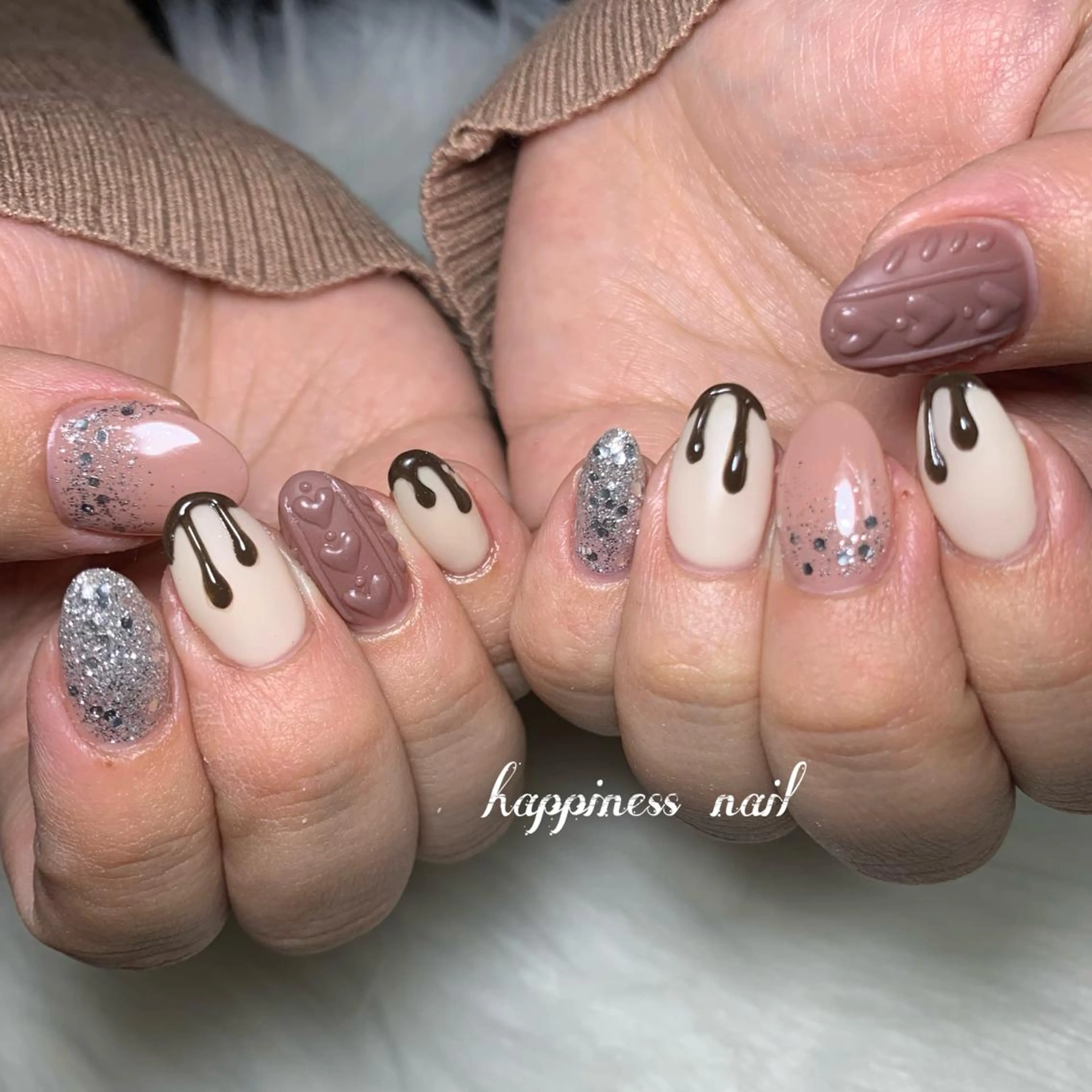 ネイル バレンタイン happiness nailのネイルデザイン