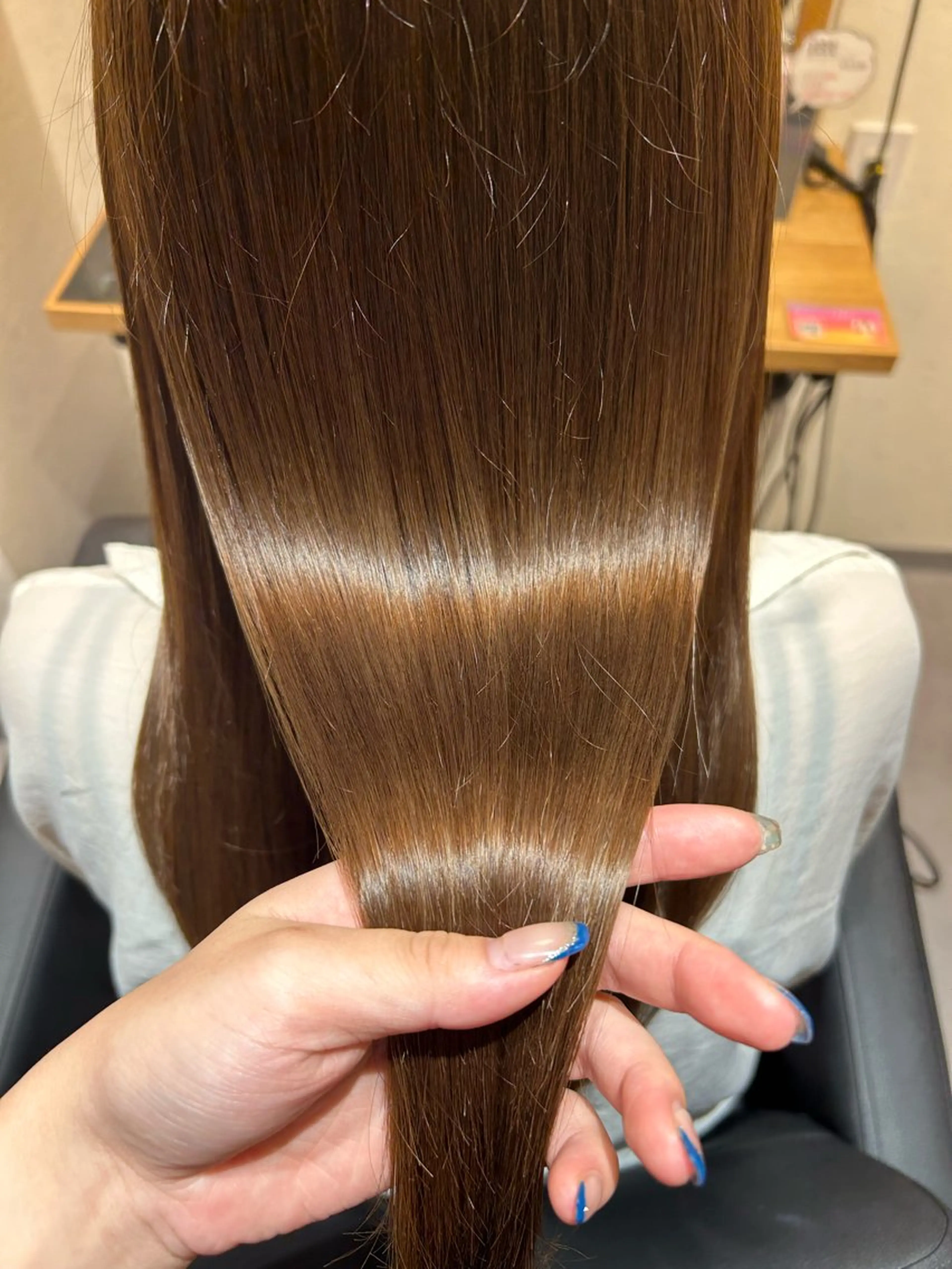 ロング 堀 日次のヘアスタイル