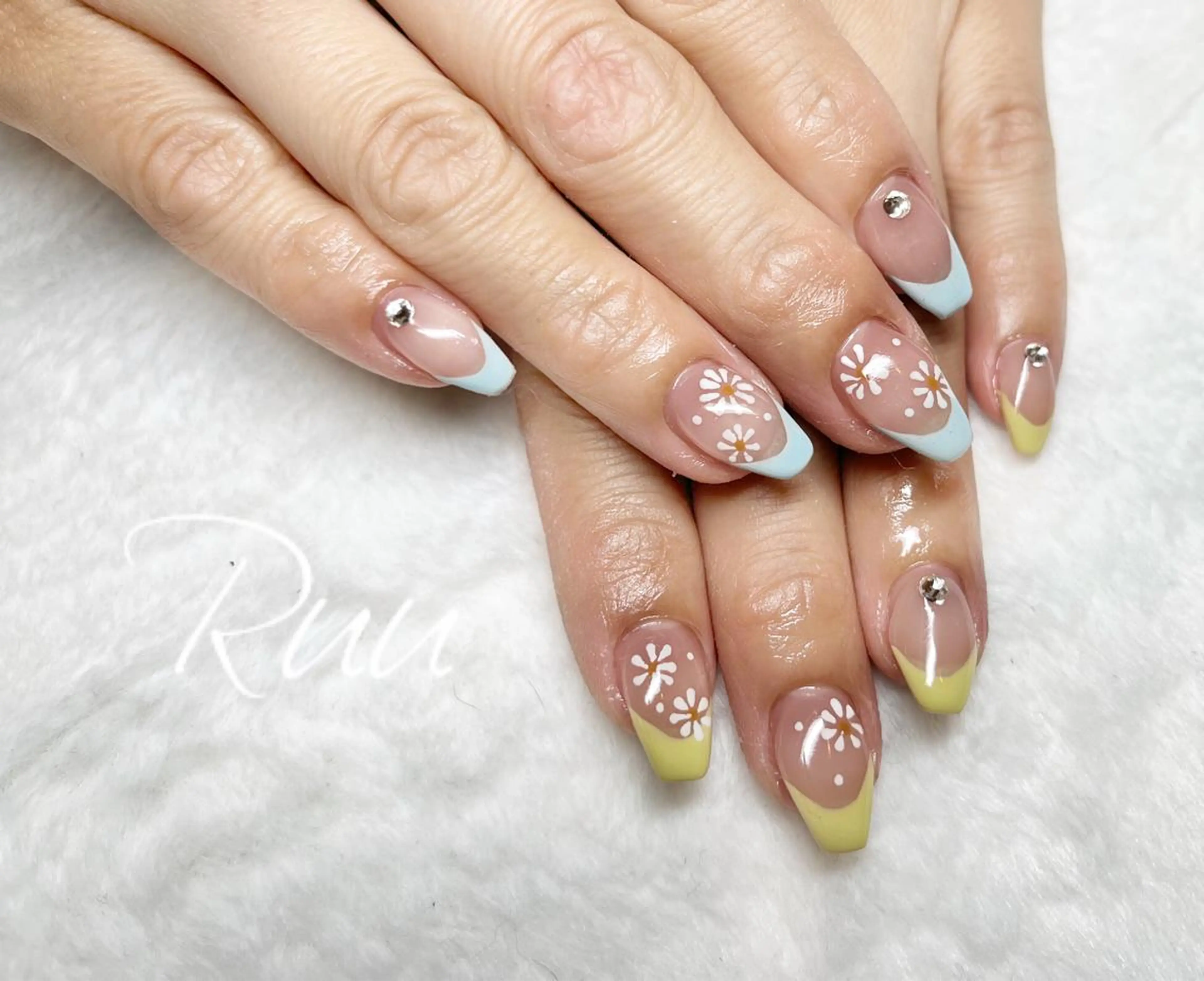 ネイル アートネイル フットネイル フレンチネイル キラキラネイル 韓国ネイル Nail salon Ruuのネイルデザイン