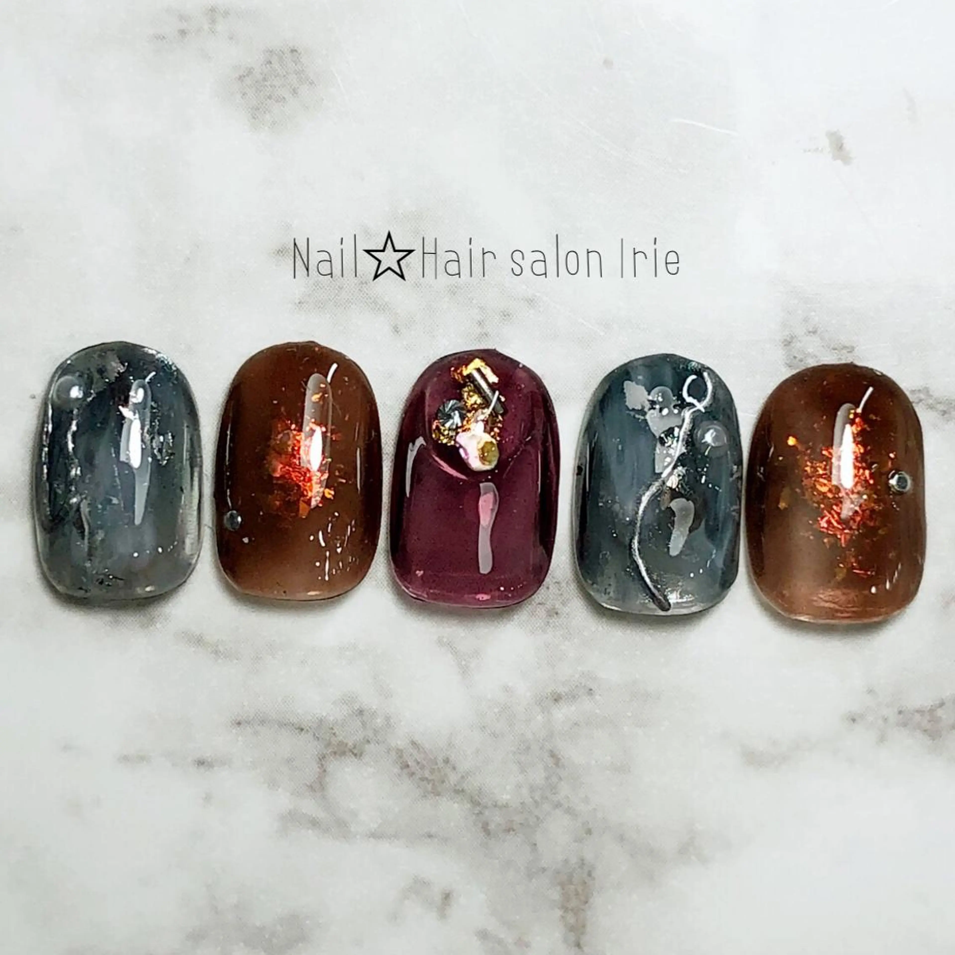 ネイル 與儀 知佳のネイルデザイン