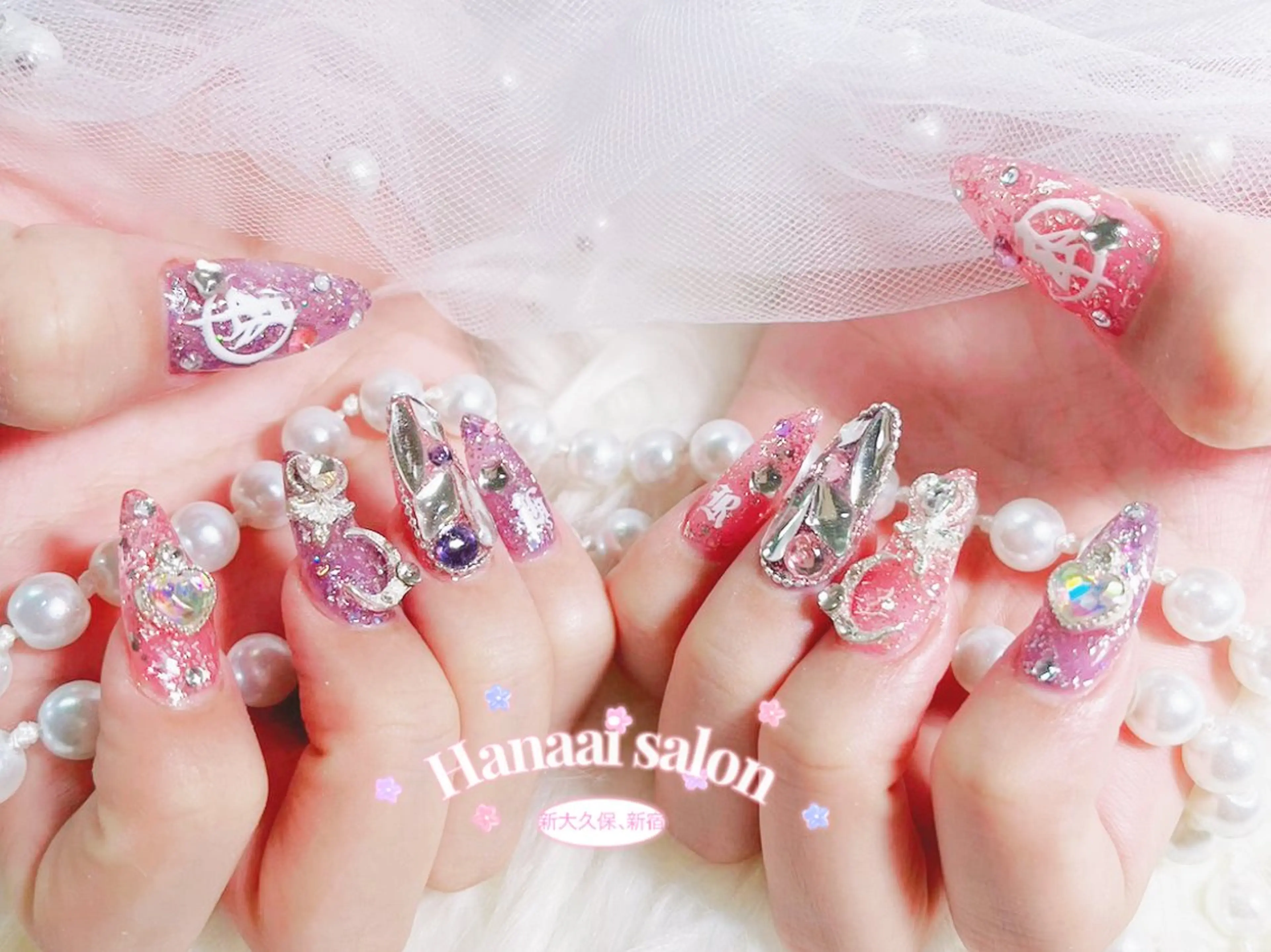 セミロング ハンドネイル Hanaai Salon新宿店のネイルデザイン