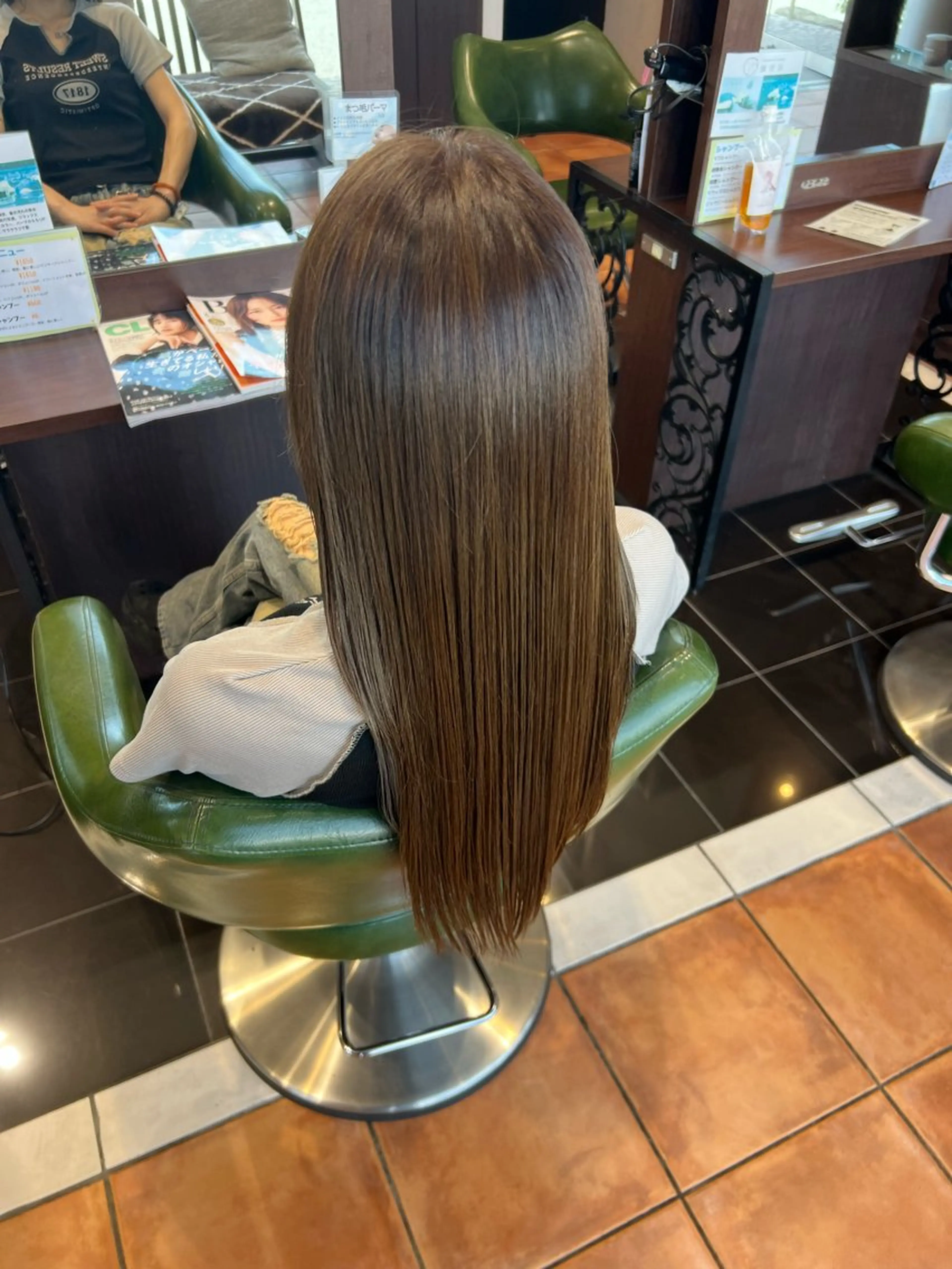 カラー 平野 沙英のヘアスタイル