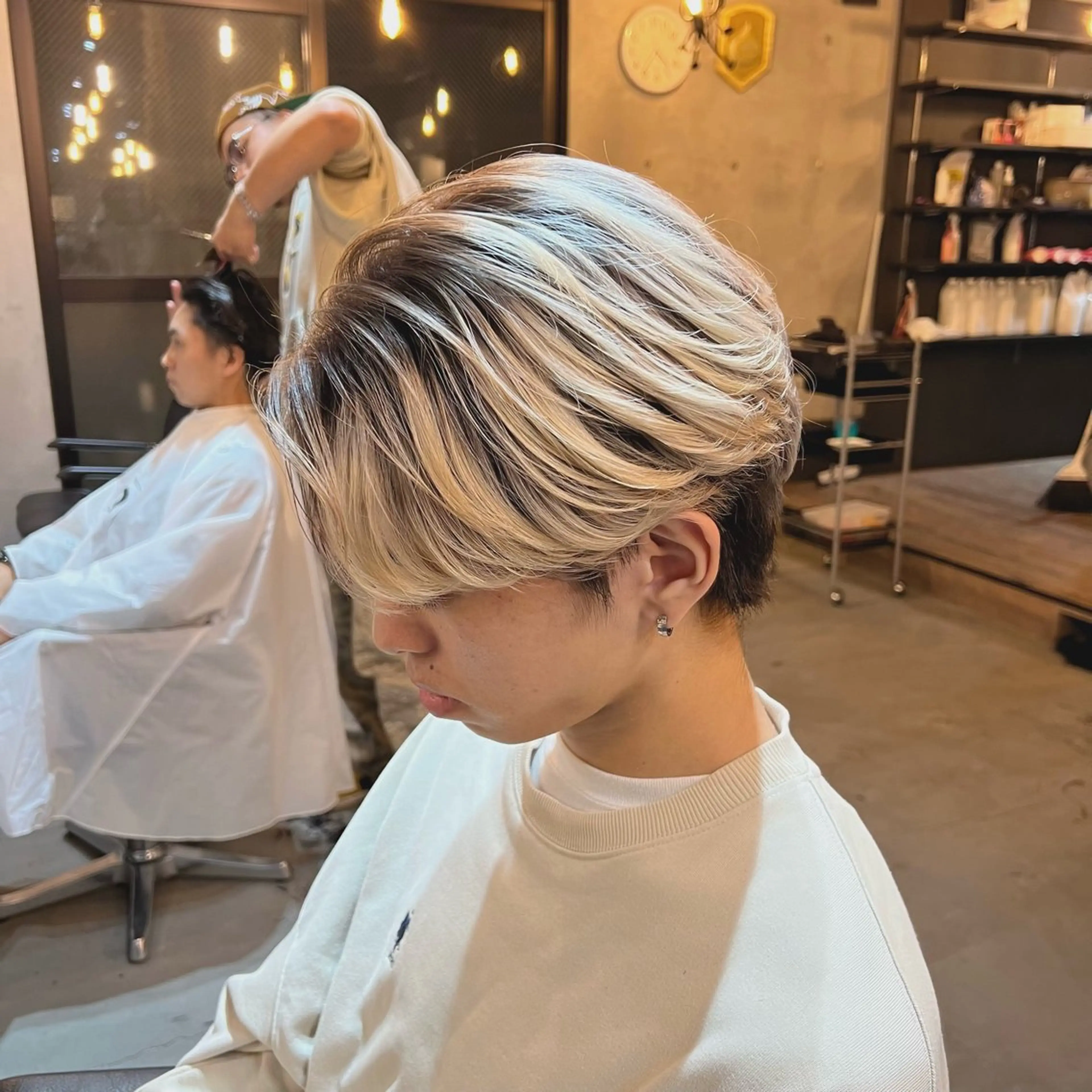 ミディアム カラー メンズ カット ヘアカラー センターパート職人 店長/TSUBASAのヘアスタイル