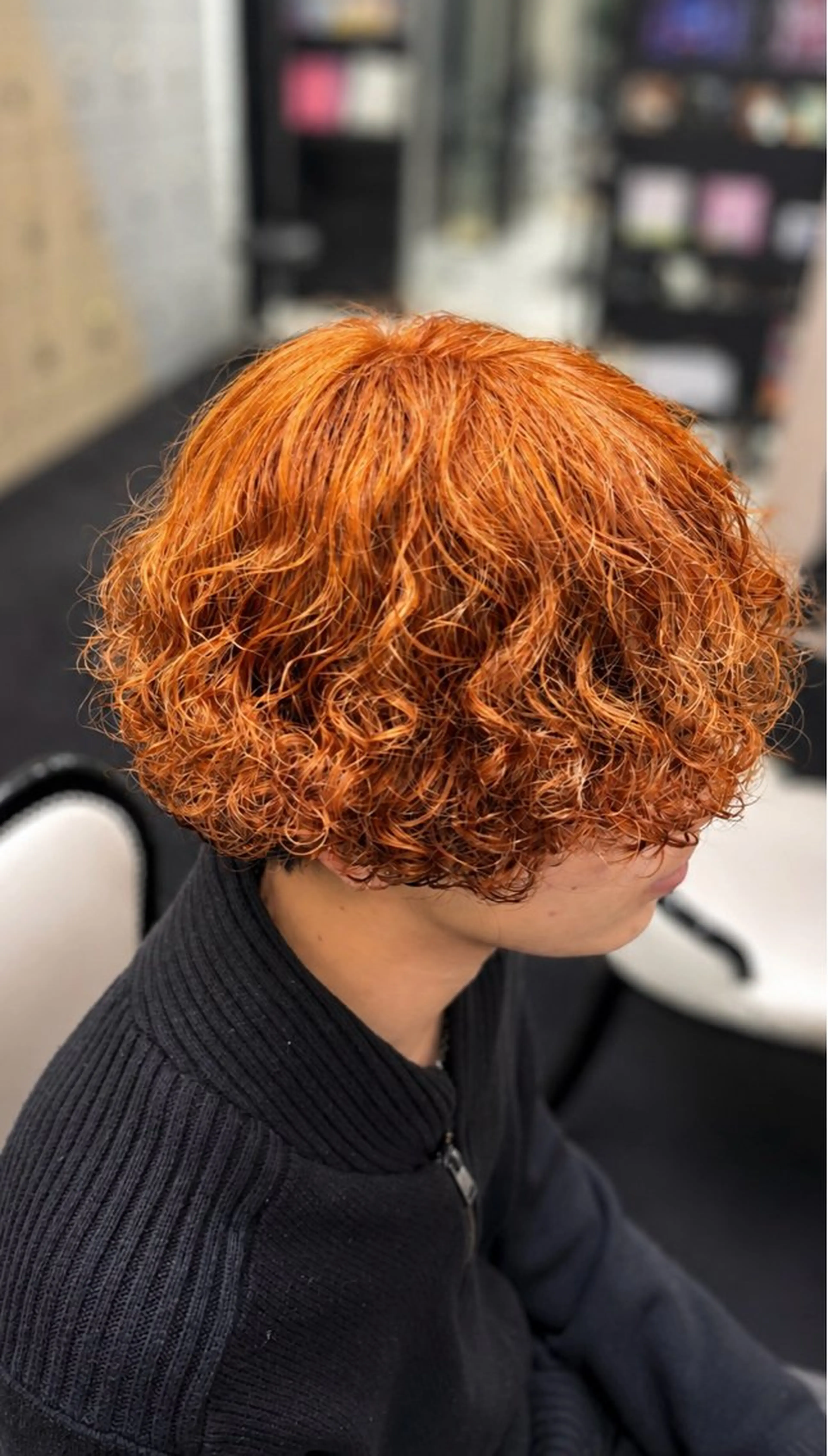 カラー パーマ ブリーチ ハイライトカラー オレンジ ヘアカラー EARTH/A 山根　彩夏のヘアスタイル