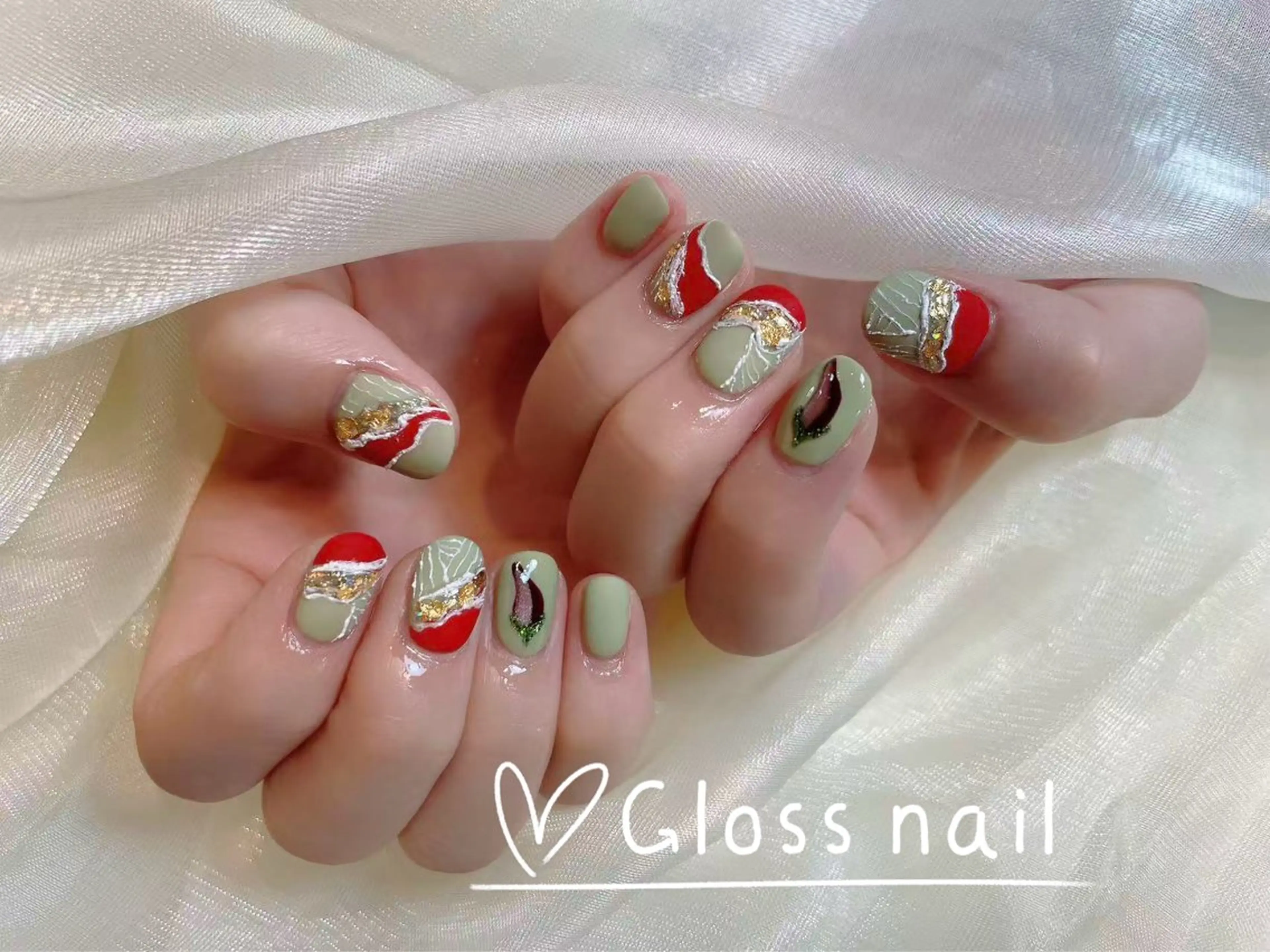 ネイル miho🍎 Gloss nailのネイルデザイン