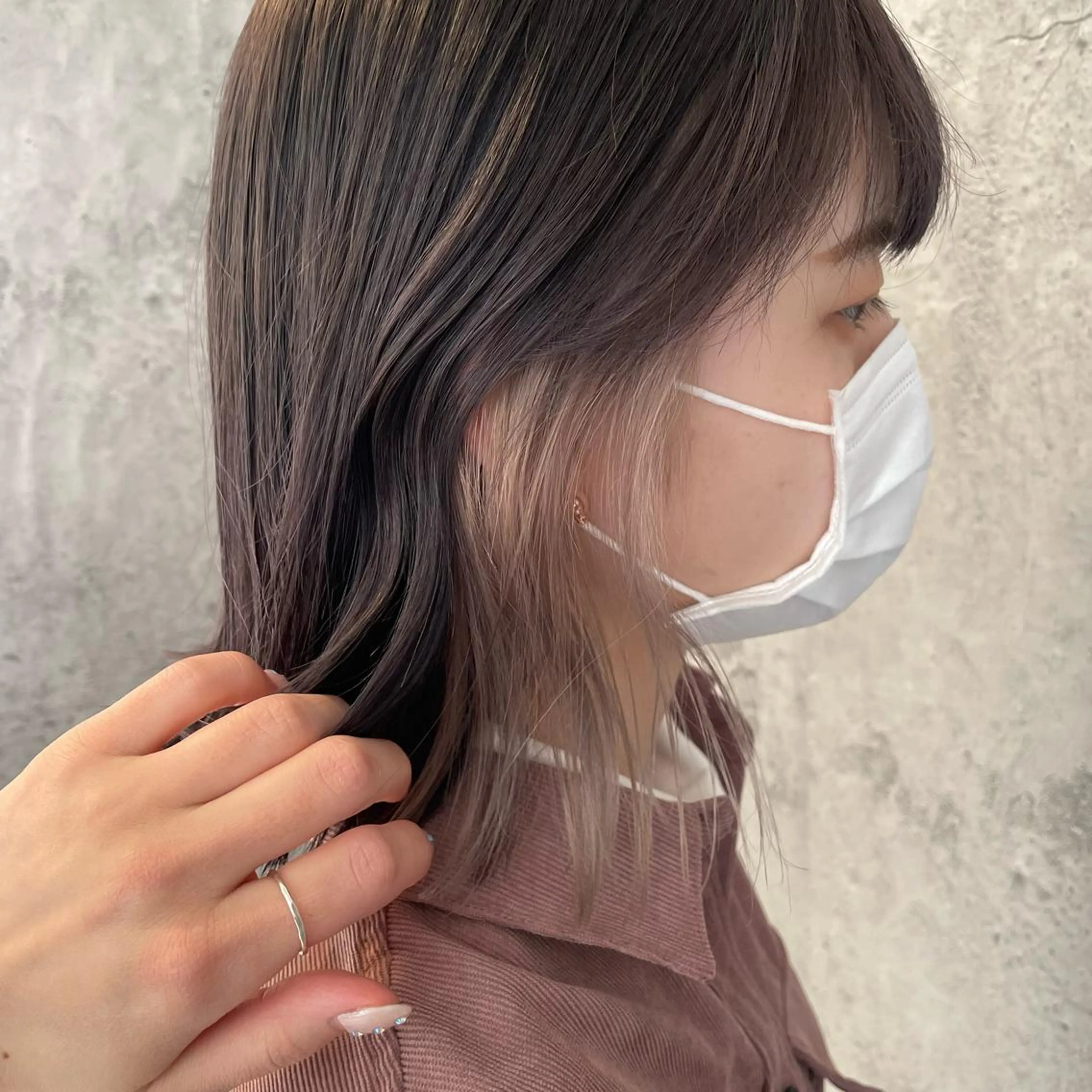 カラー ⟡.·韓国ヘア*.゚ 室岡 咲希のヘアスタイル