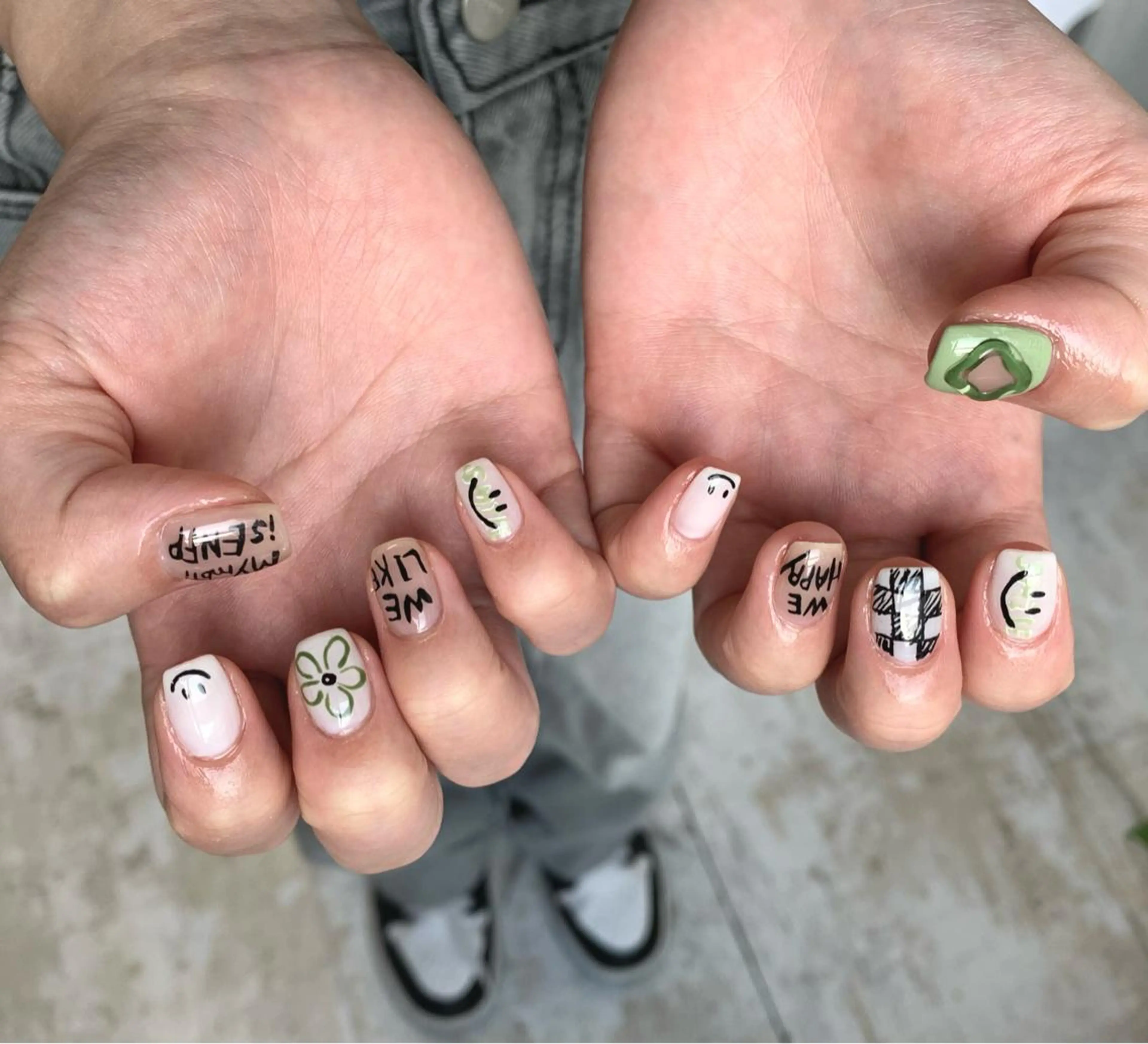 ネイル 持ち込み SAPHIR nail & eyeのマツエク・マツパデザイン
