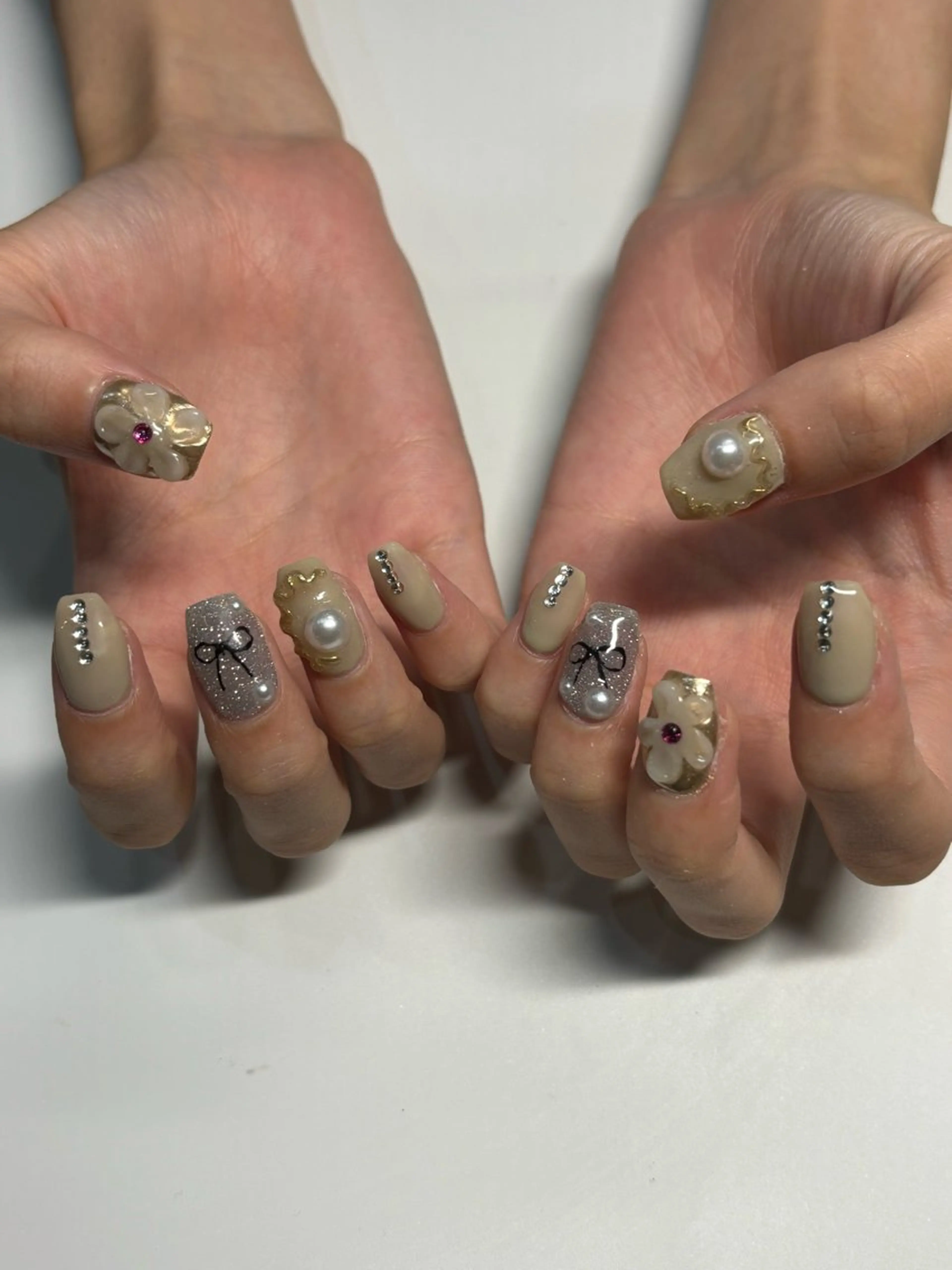 ネイル IROHA NAIL 真結子のネイルデザイン